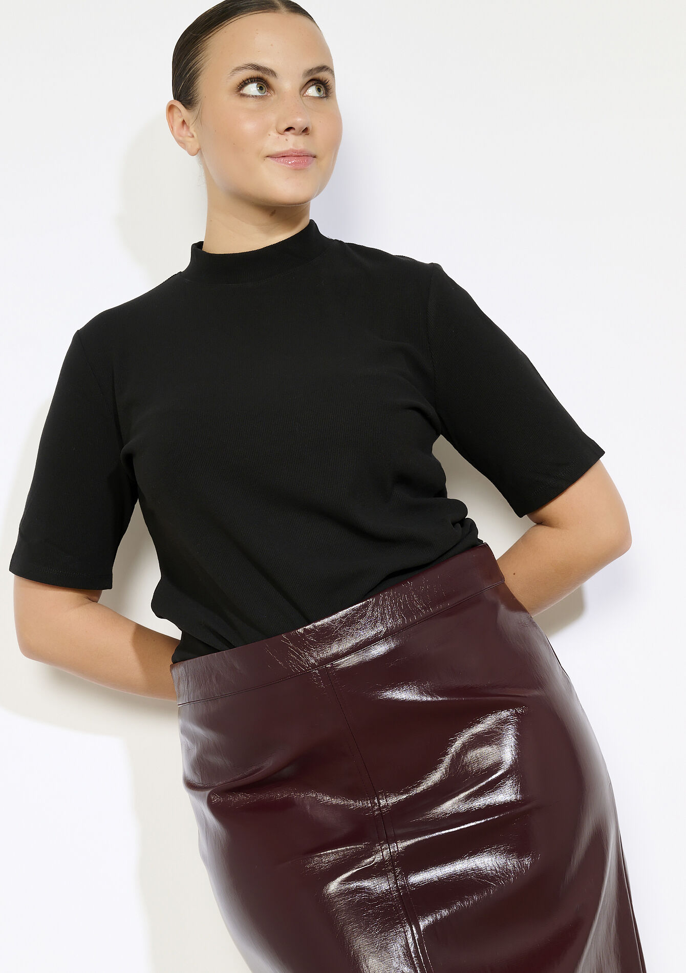 Geribbeld T-shirt met korte mouwen - BLACK - 02301811_1119