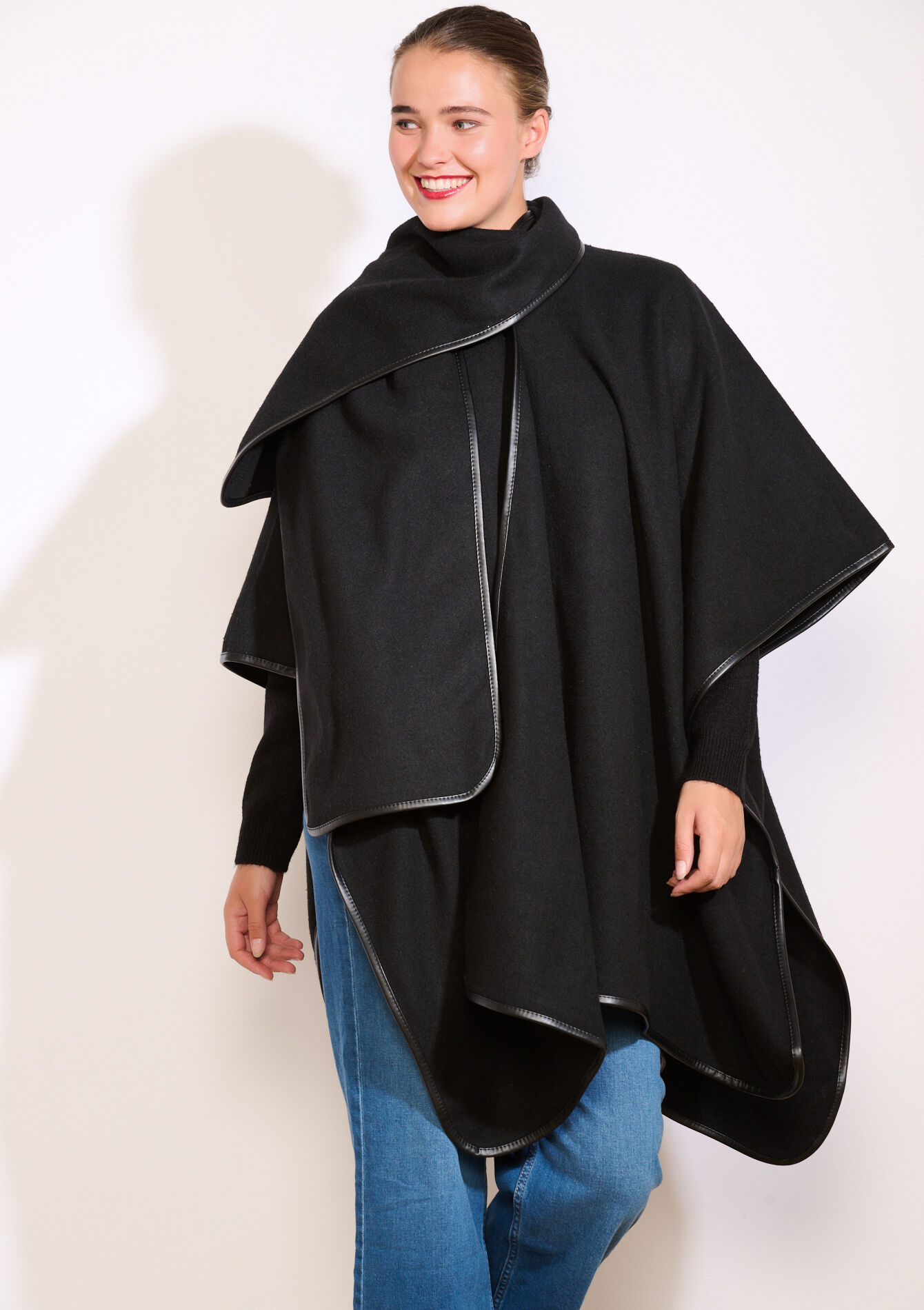 Oversized poncho, Oversized poncho - BLACK - 17101369_1119