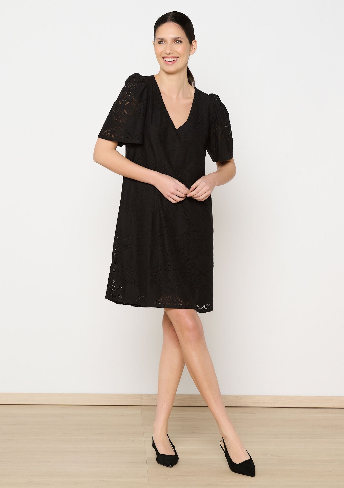 Korte jurk in broderie anglaise, Korte jurk in broderie anglaise - BLACK - 08103886