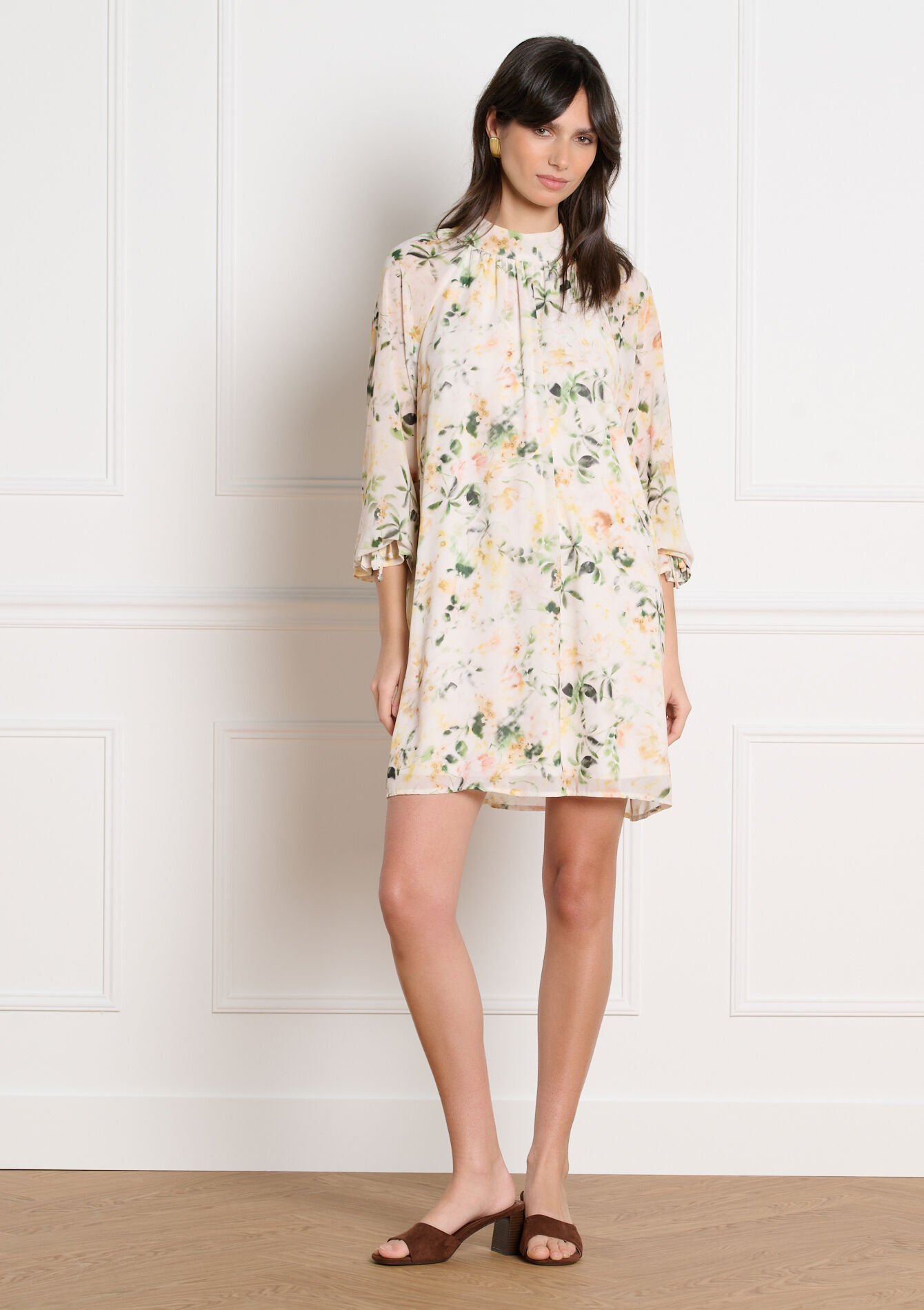 Zwierige bloemenjurk, , back