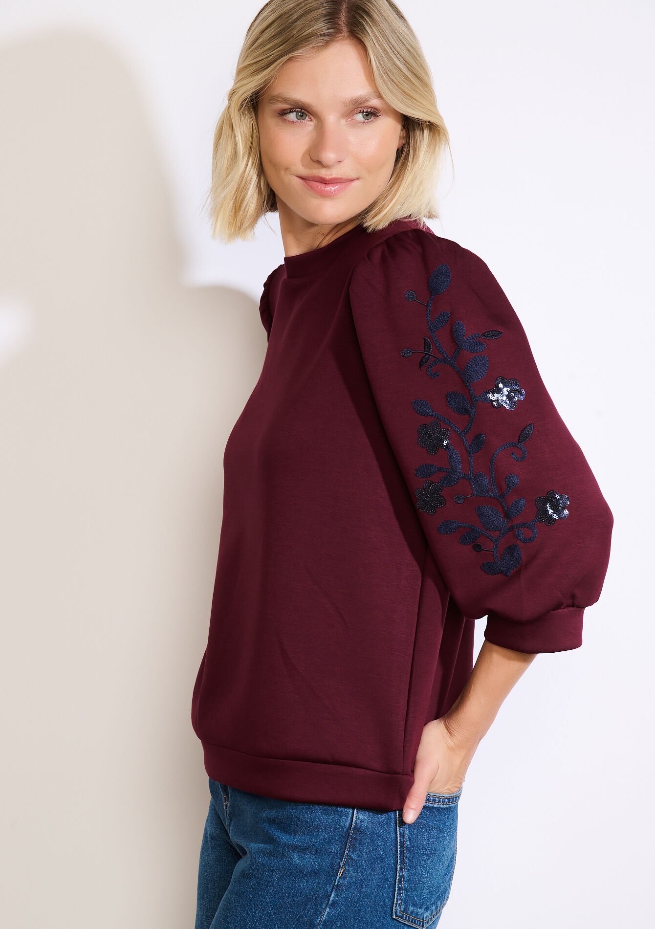 Sweater met borduursel en pailletten, Sweater met borduursel en pailletten - AUBERGINE - 03001804_1537