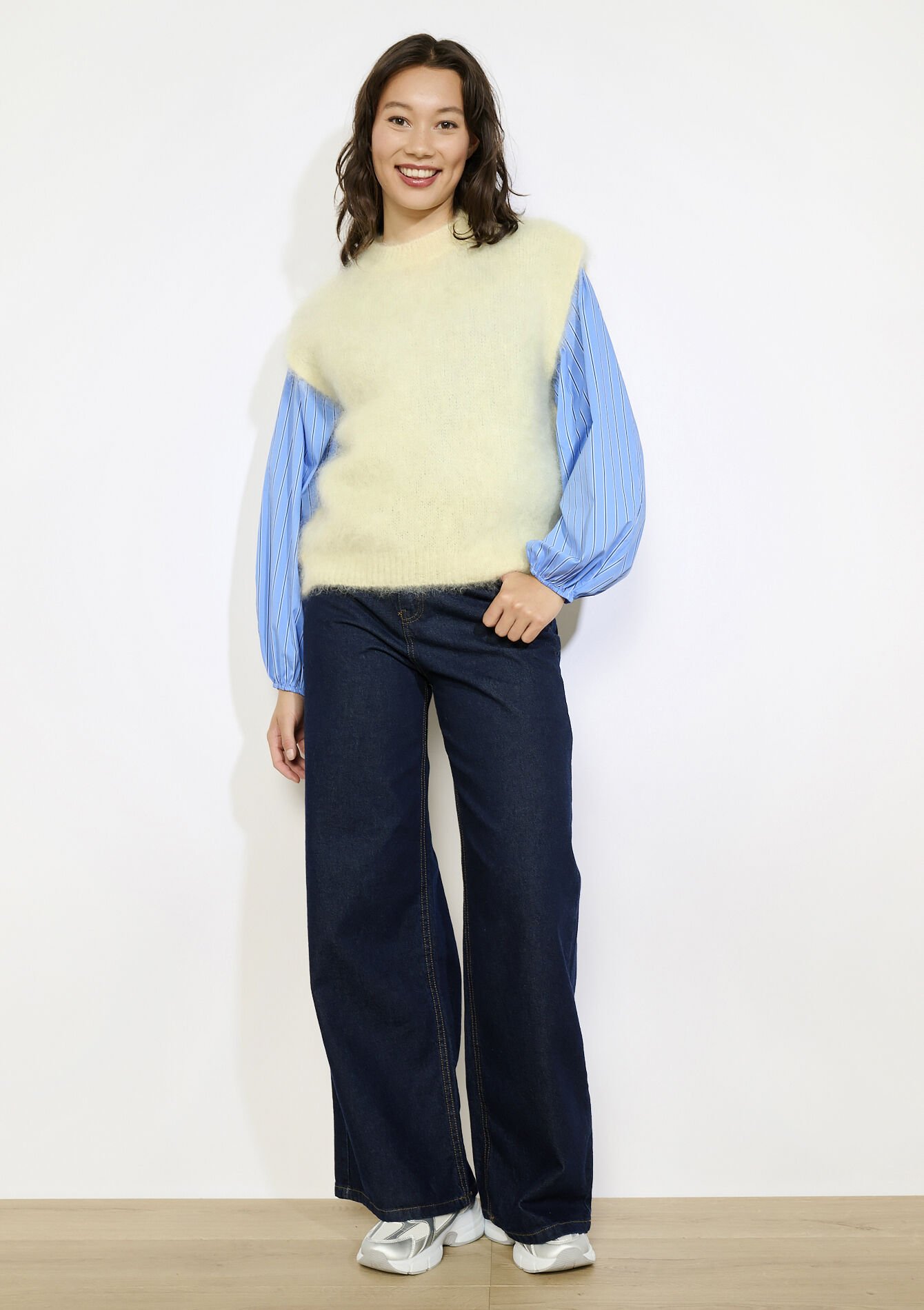 Pull sans manches duveteux - YELLOW PASTEL - 04007059_5004