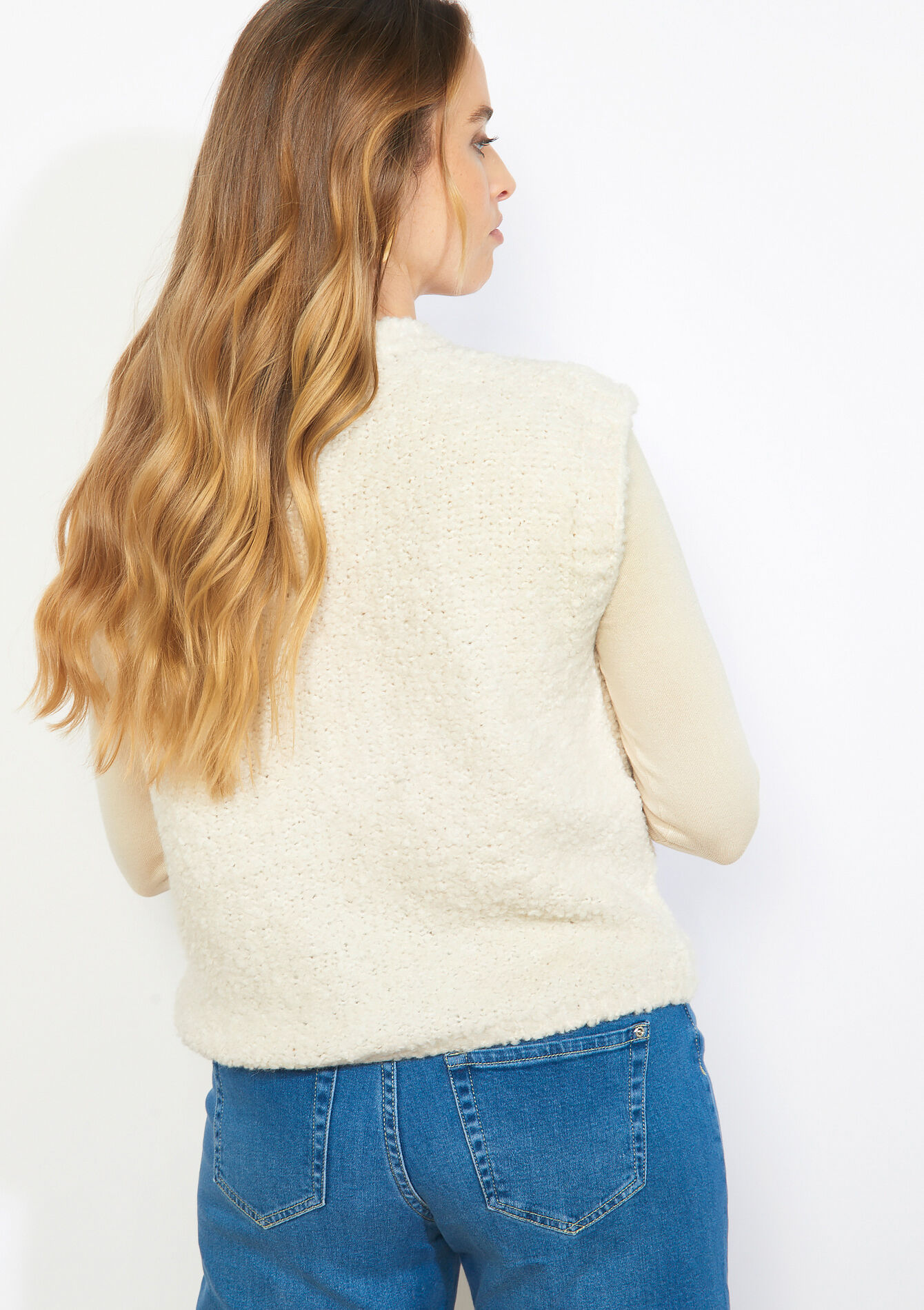 Zipped boucle-effect vest - VANILLA WHITE - 04101443_1013