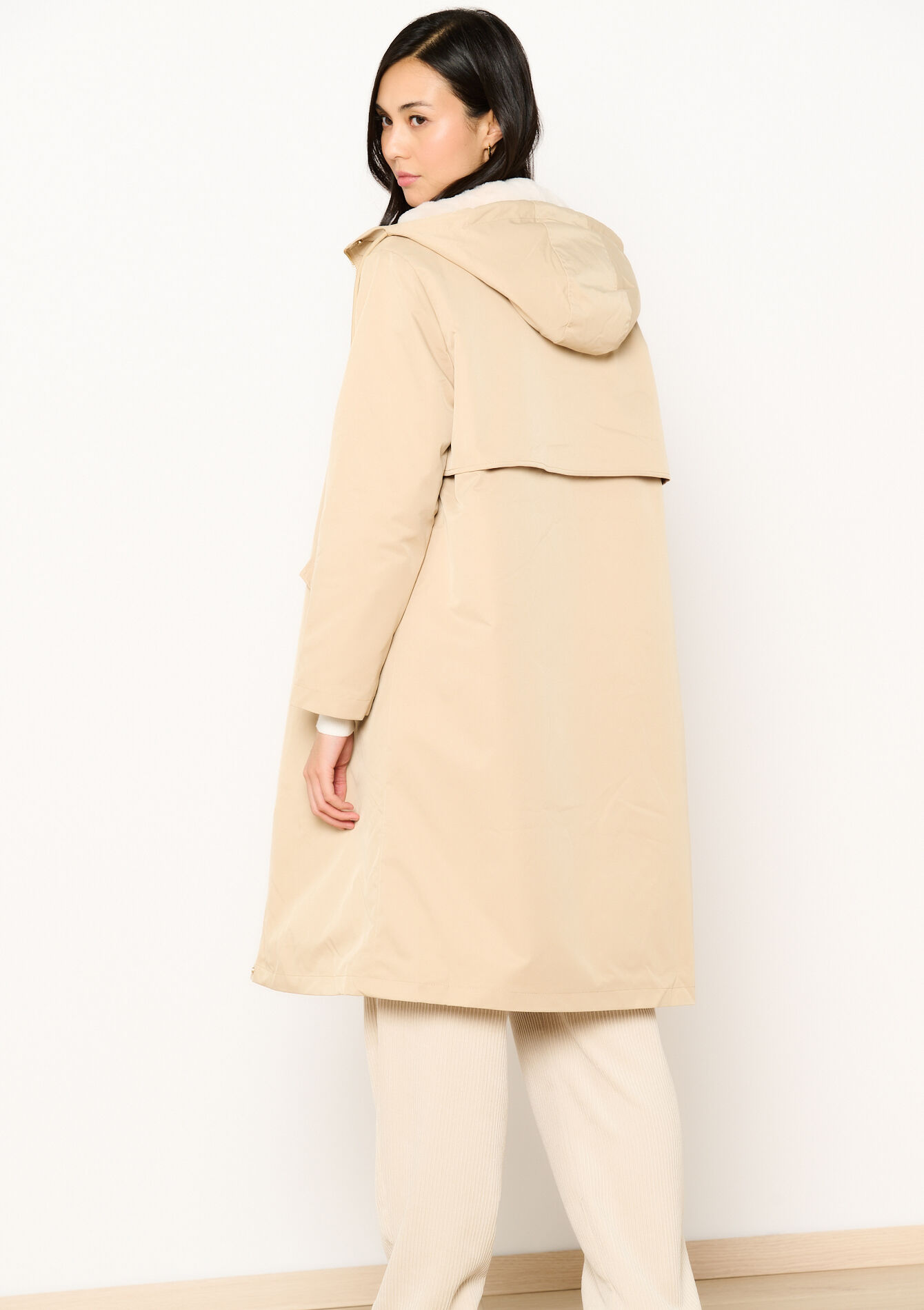 Lange parka met fluffy voering - LT BEIGE - 23000729_2527