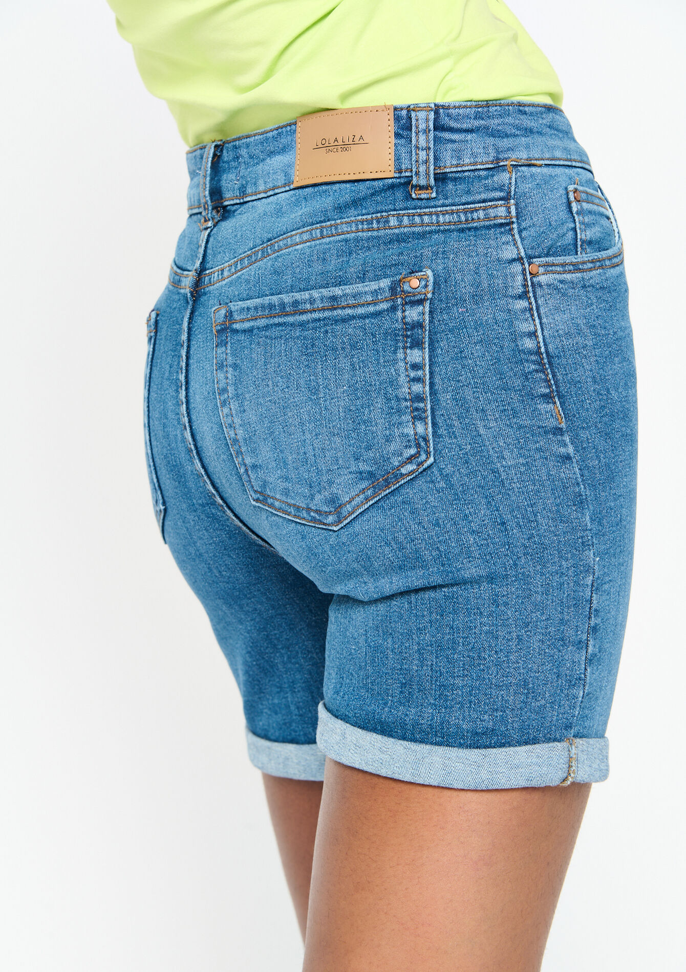 Short - MEDIUM BLUE - 22000340_0500