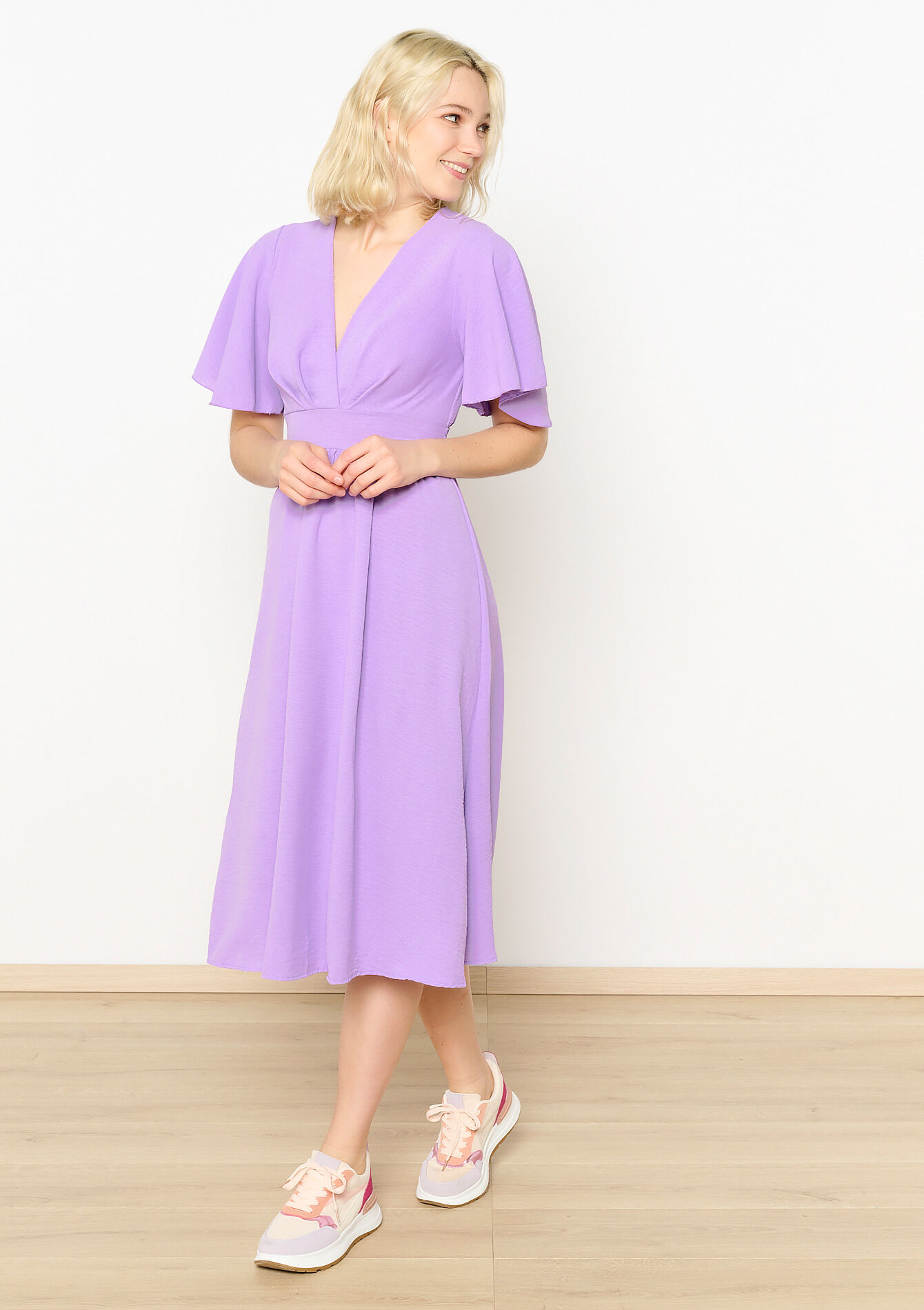 Midi dress with V-neck, Midi dress with V-neck - PASTEL LILAC - 08103534