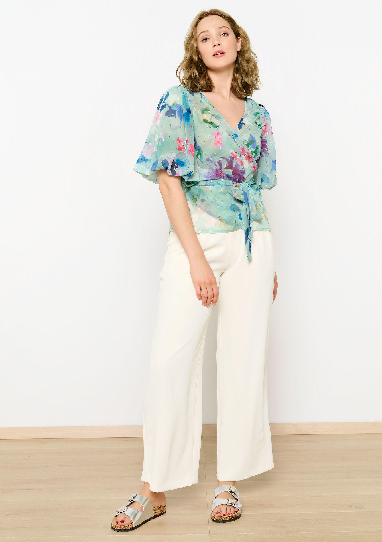 Wikkeltop met met bloemenprint - BLUE LAGOON - 05702523