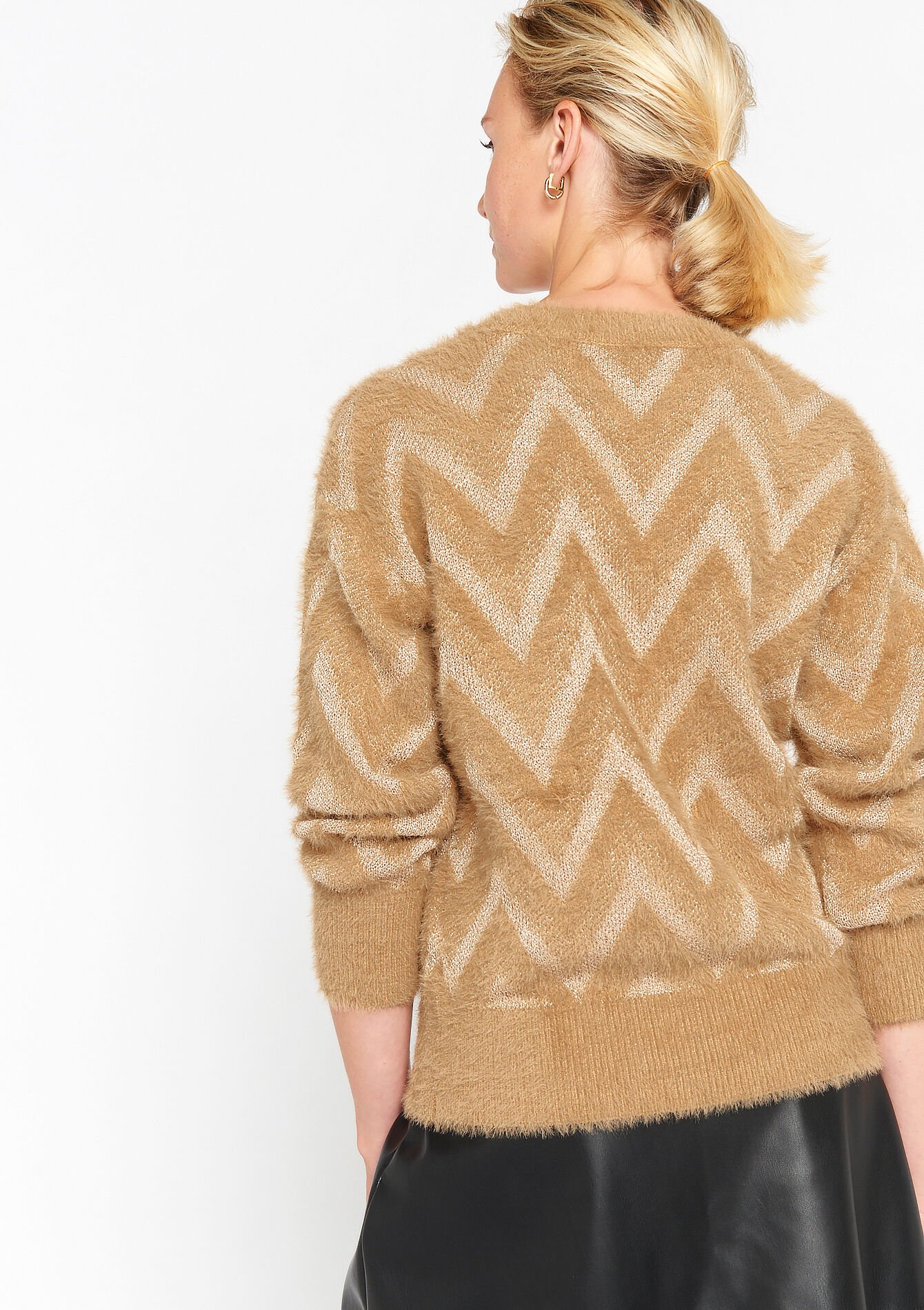Eyelash pullover with zigzag pattern, Eyelash pullover with zigzag pattern - CAMEL CINNAMON - 04006174_3835