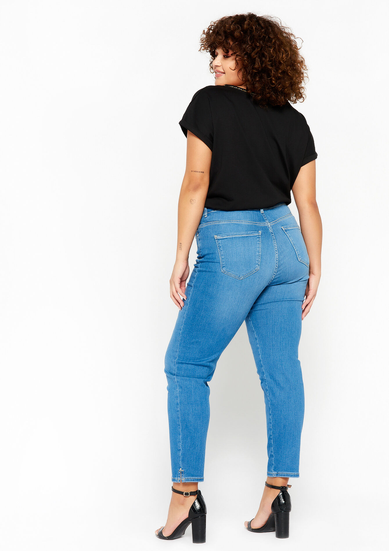 Multiple size slim jeans - BLUE BLEACHED - 22000435_0502