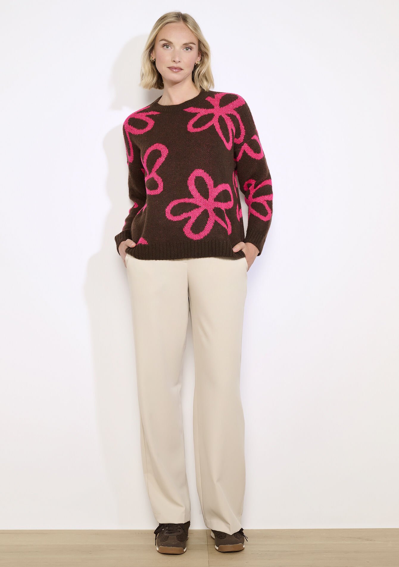 Trui met grote bloemen, Trui met grote bloemen - BROWN DARK CHOCOLATE - 04007101_3720