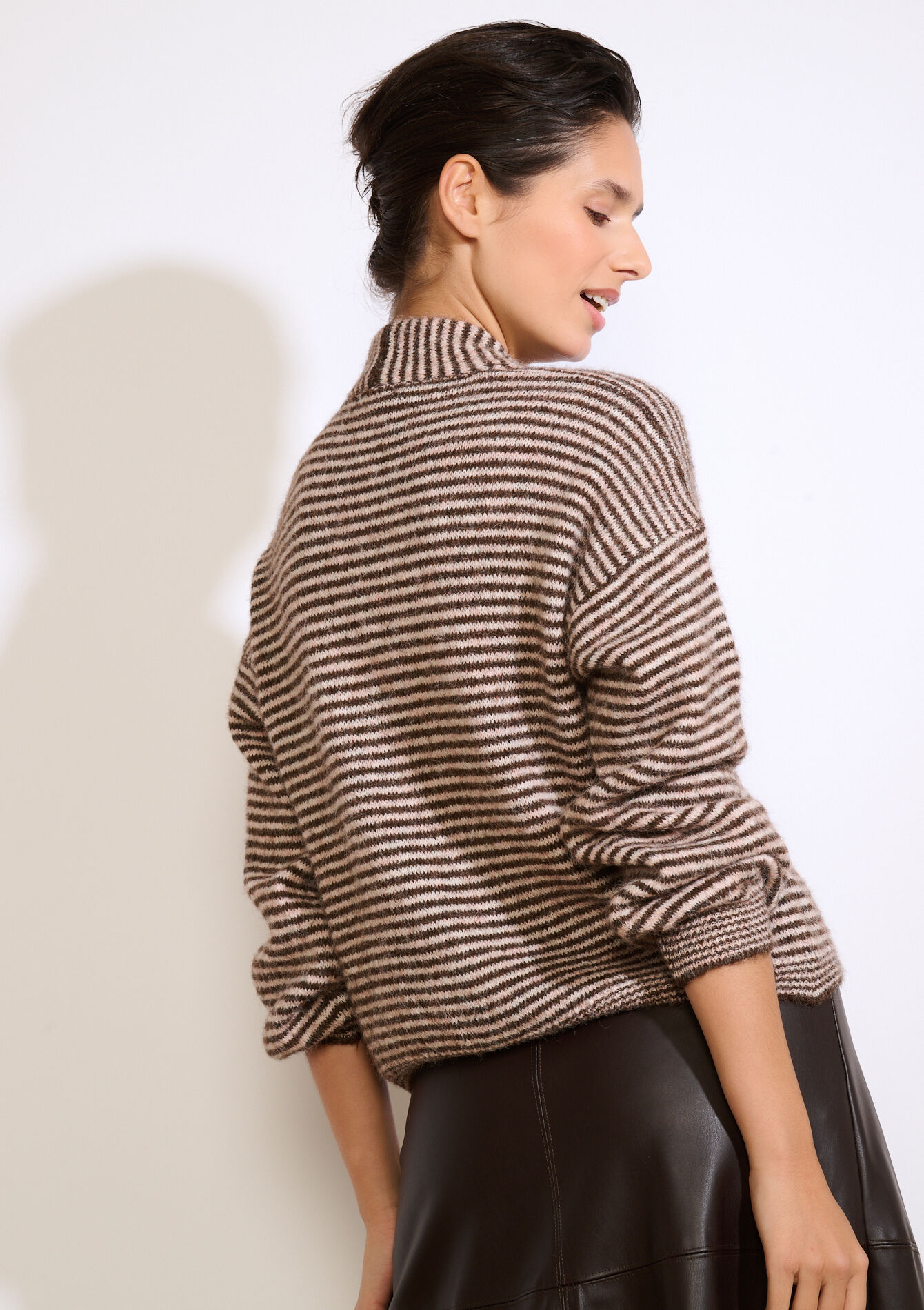 Gilet rayé à col noué, Gilet rayé à col noué - BROWN DARK CHOCOLATE - 04101408_3720