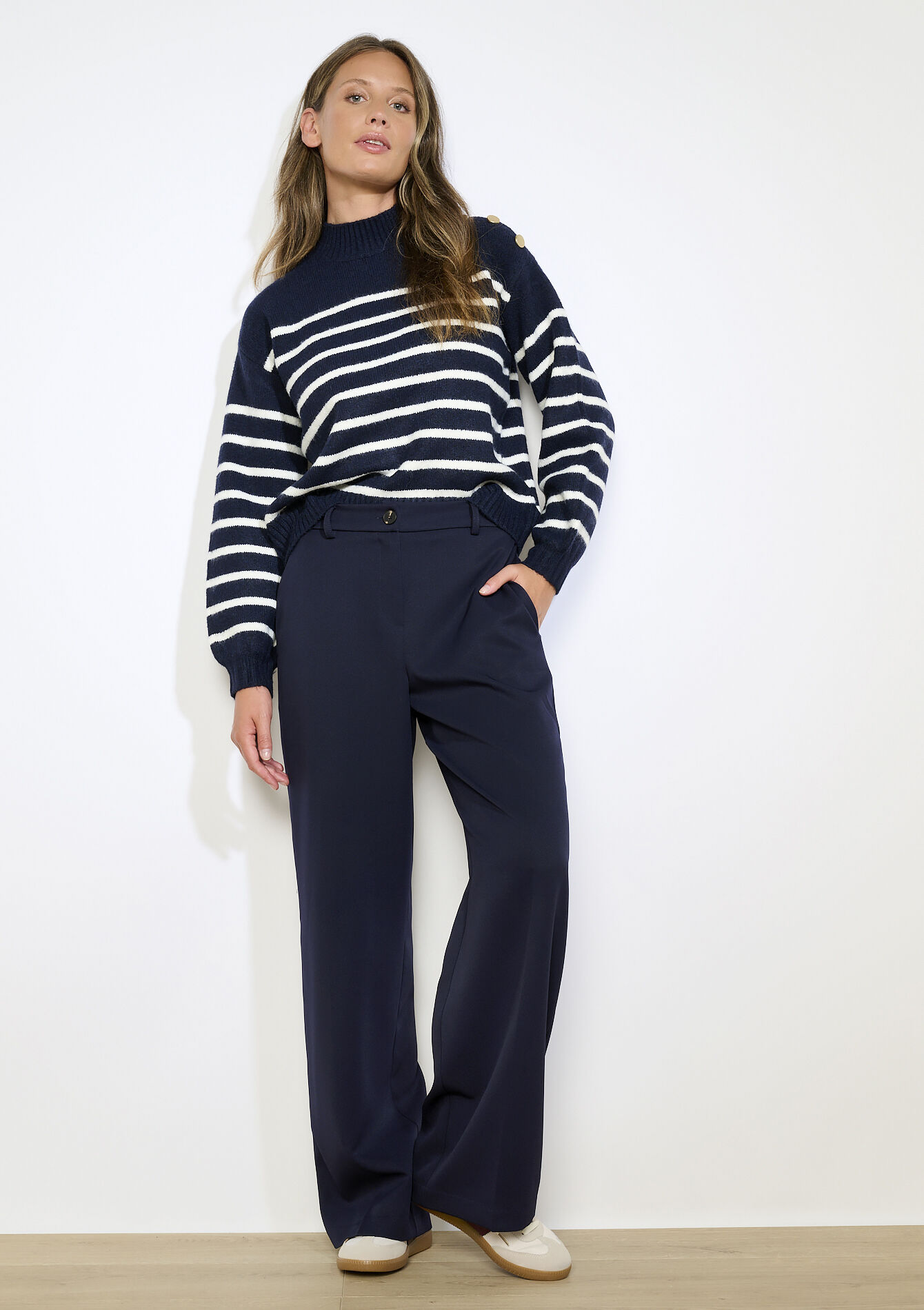 Pantalon large en sergé, Pantalon large en sergé, , back