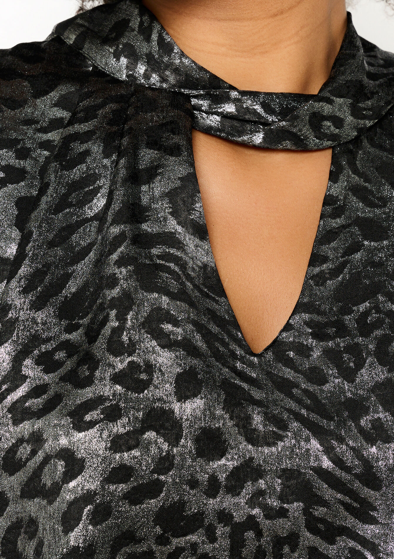 Satijnen blouse met luipaardprint - SILVER - 05702713_1059