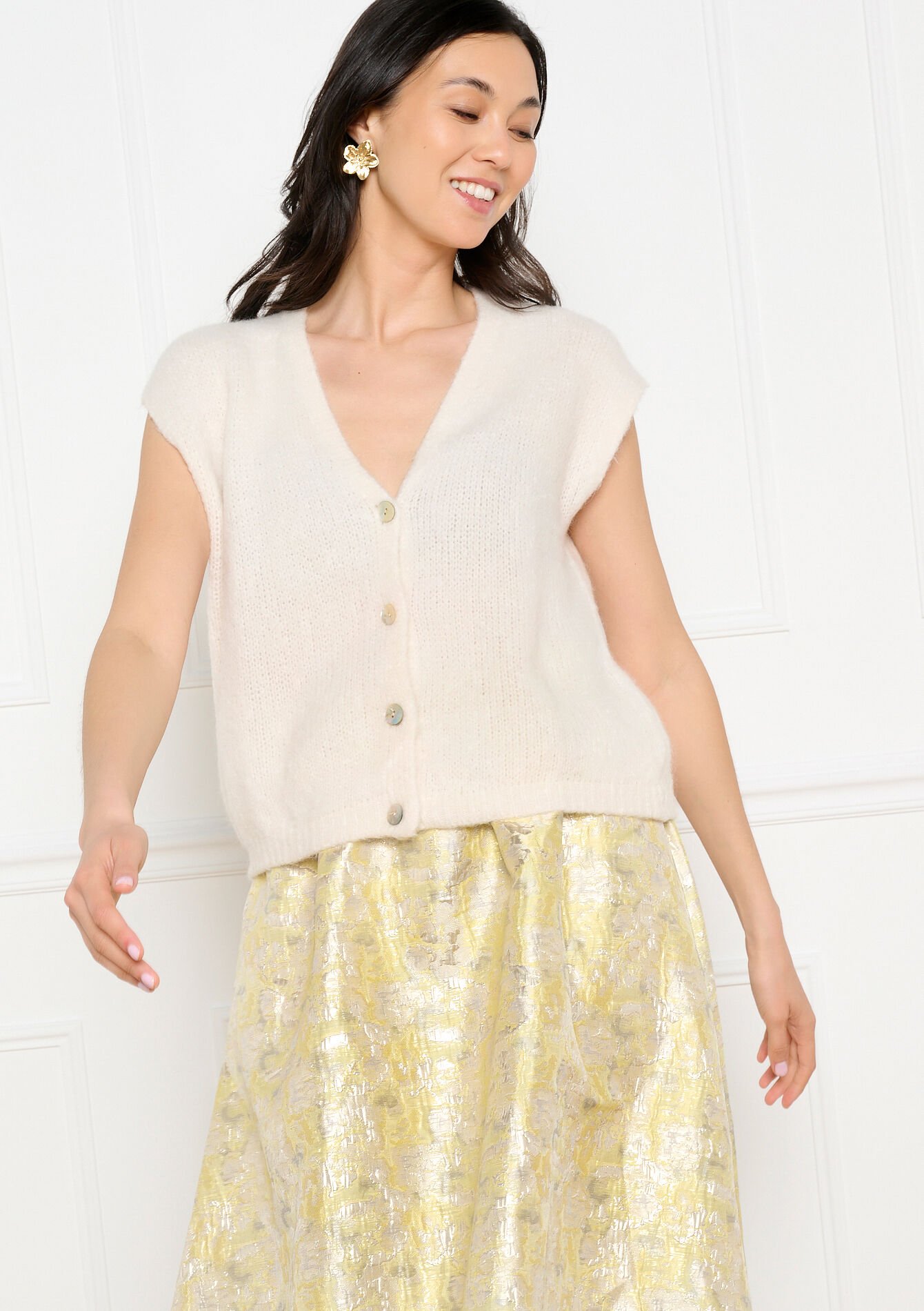 Sleeveless knit cardigan - VANILLA WHITE - 04101456_1013
