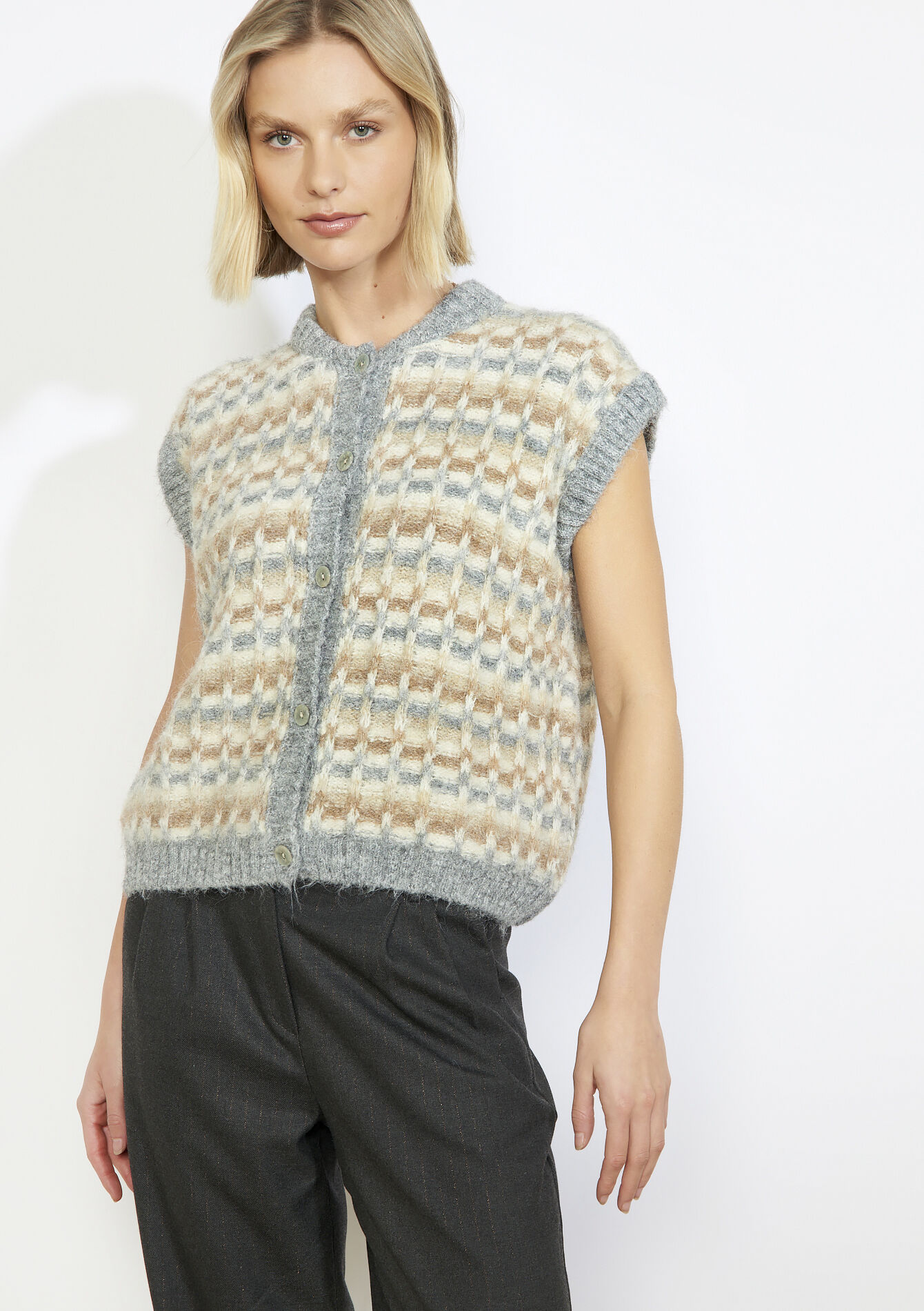 Sleeveless jacquard vest, Sleeveless jacquard vest - GREY MED MEL - 04101416_3507