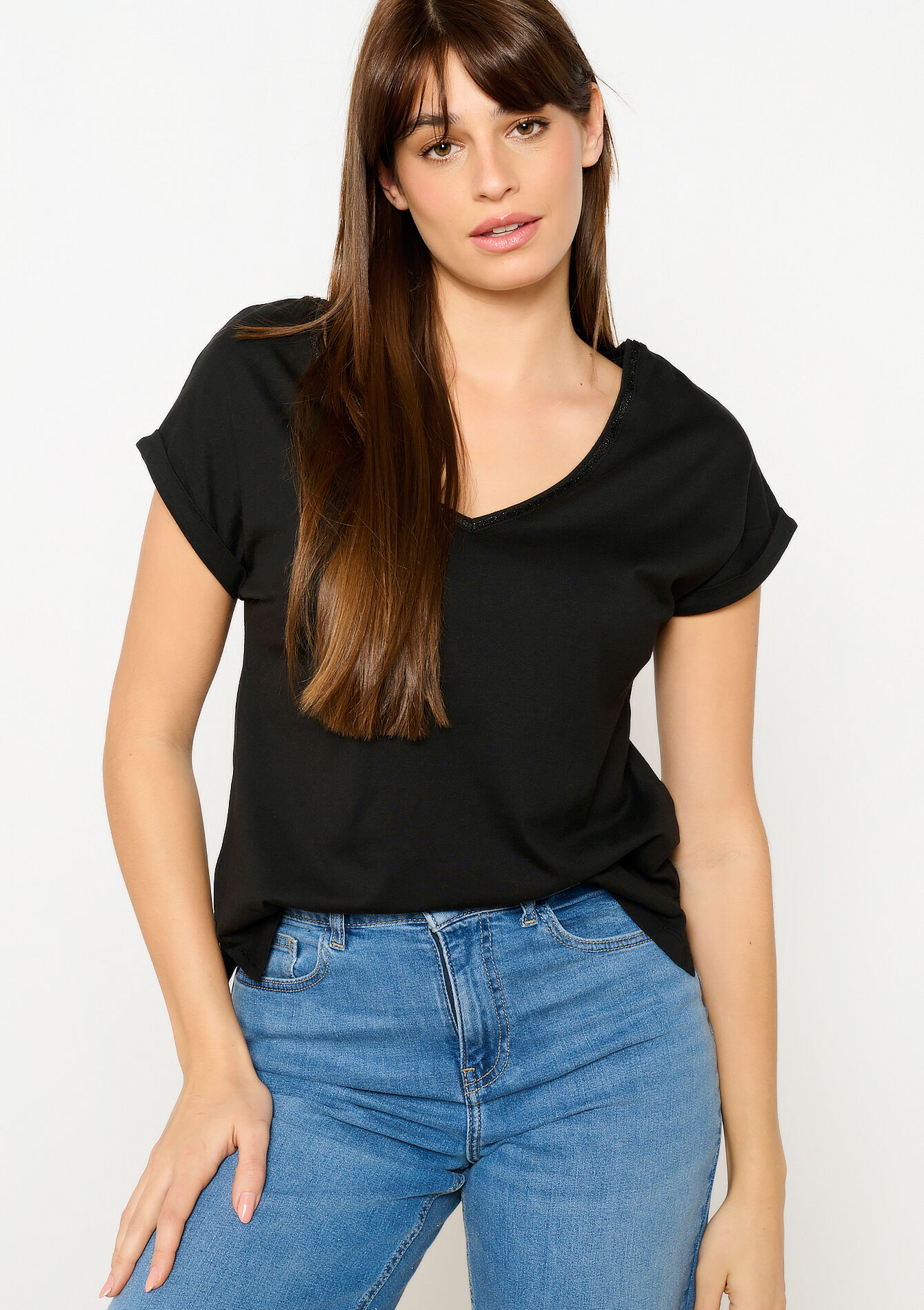 Basic T-shirt with V-neck, Basic T-shirt with V-neck - BLACK - 02301634_1119
