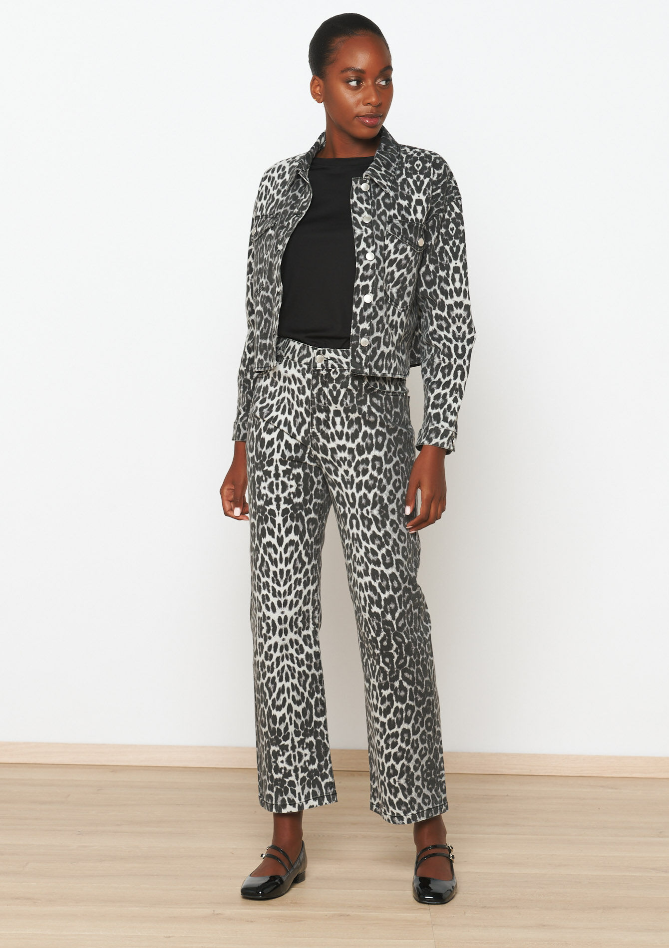 Wide trousers with leopard print, Wide trousers with leopard print - DARK GREY - 06004530_0513