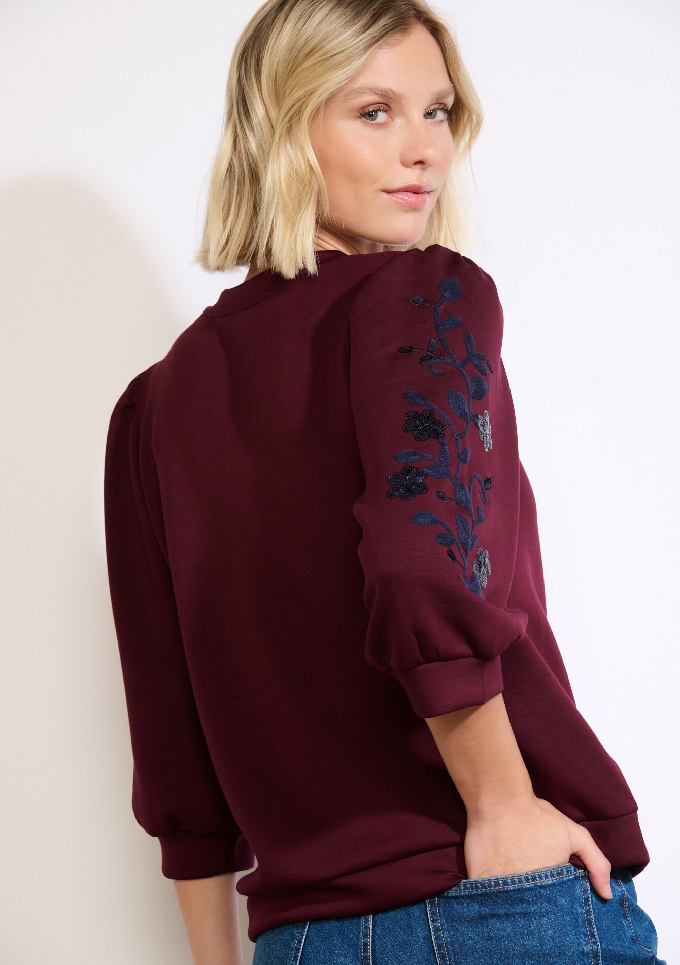 Sweater met borduursel en pailletten, Sweater met borduursel en pailletten - AUBERGINE - 03001804_1537