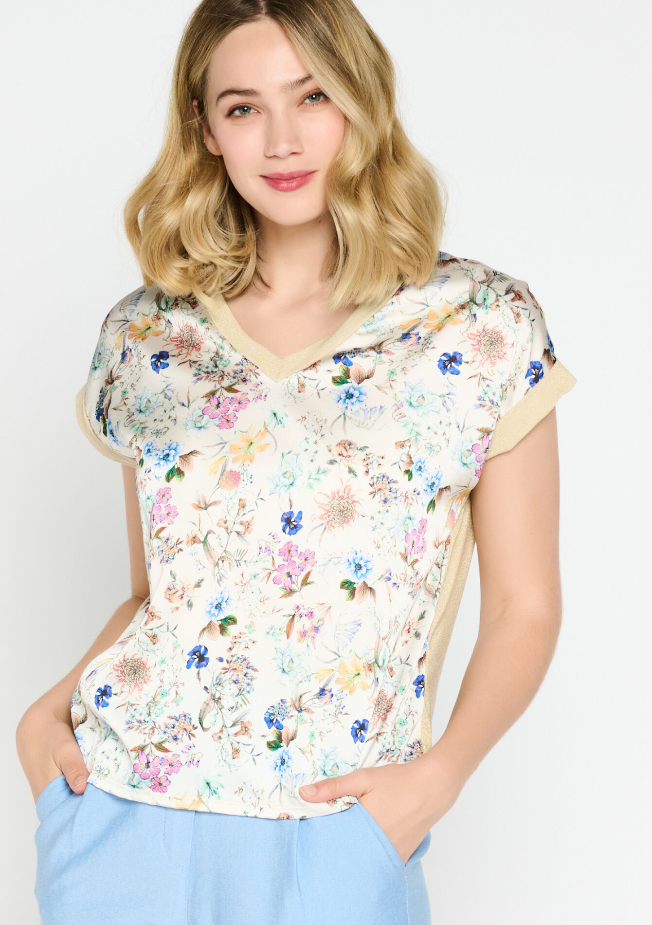 T-shirt met V-hals, T-shirt met V-hals - OFFWHITE - 02301396_1001