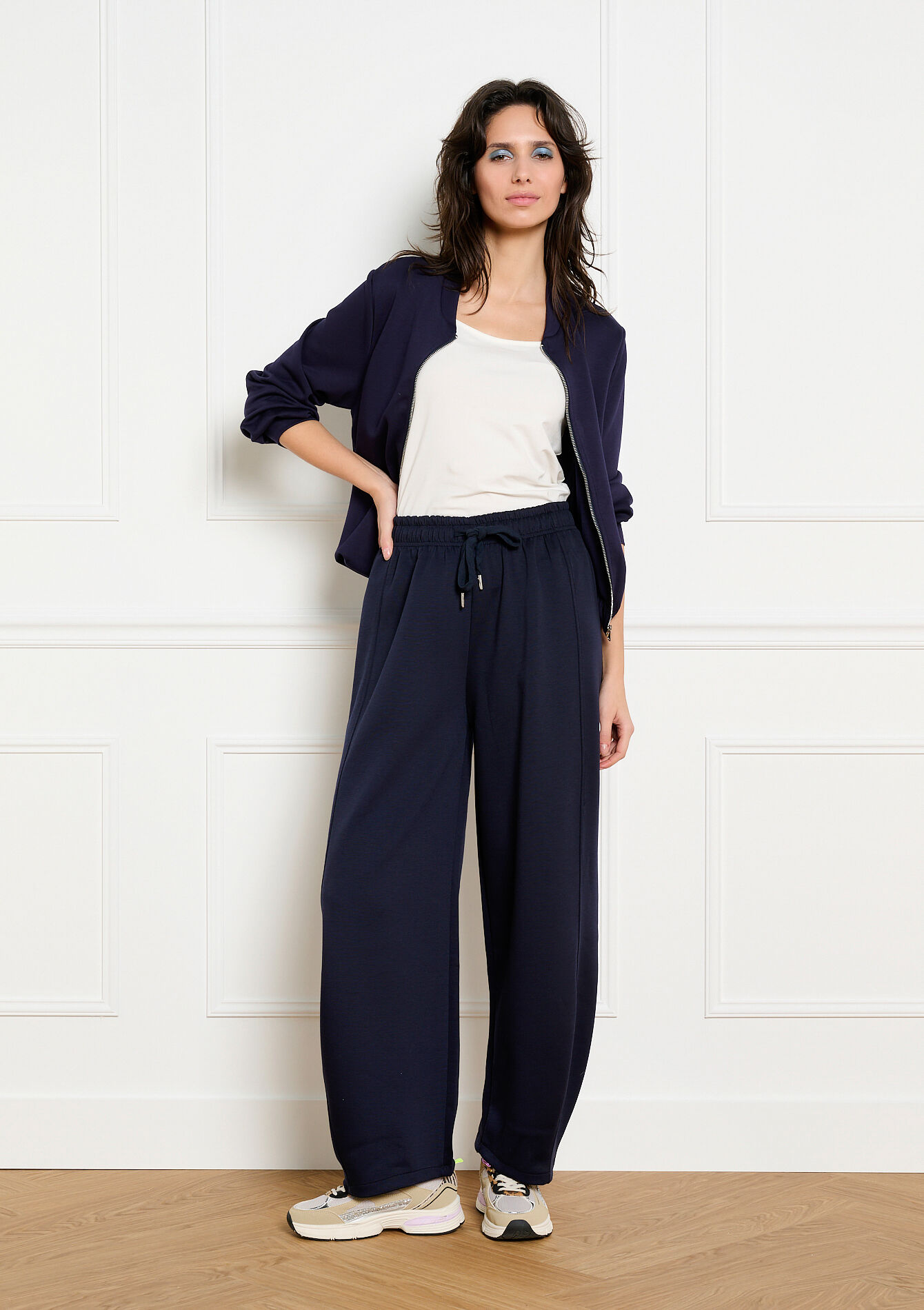 Relaxed jogging trousers - NAVY BASIC - 15100433_2723