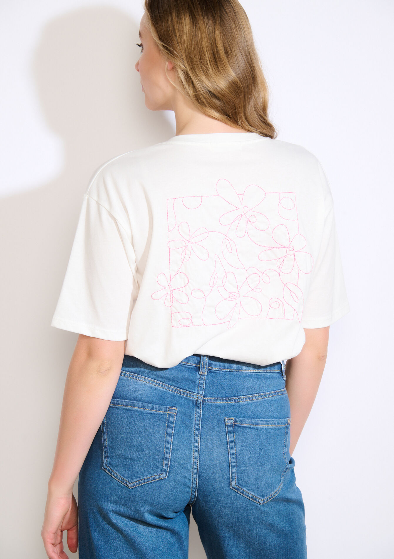 T-shirt à détail brodé, T-shirt à détail brodé - ECRU WHITE - 02301882_2506