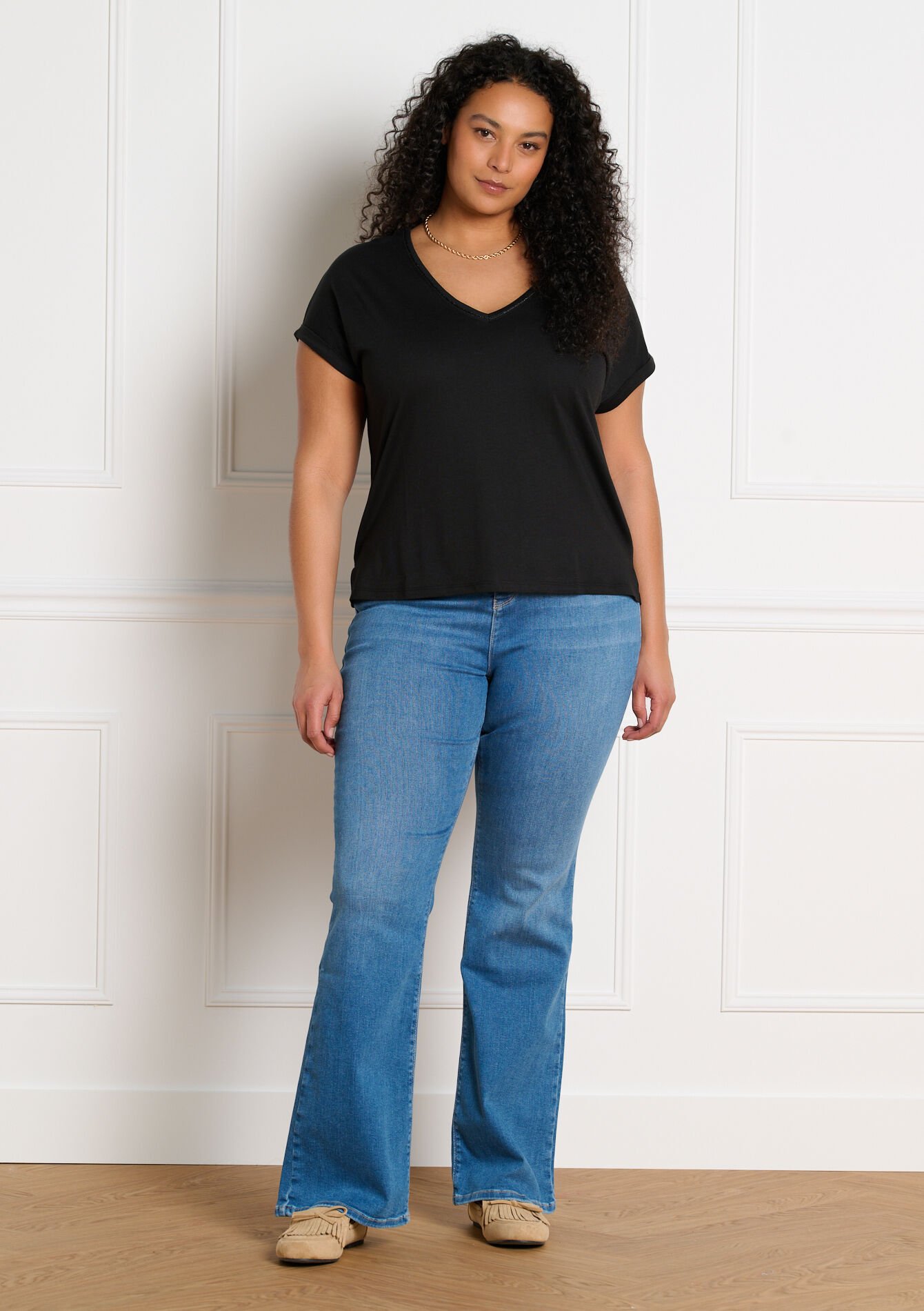 T-shirt met V-hals - BLACK - 02301937_1119