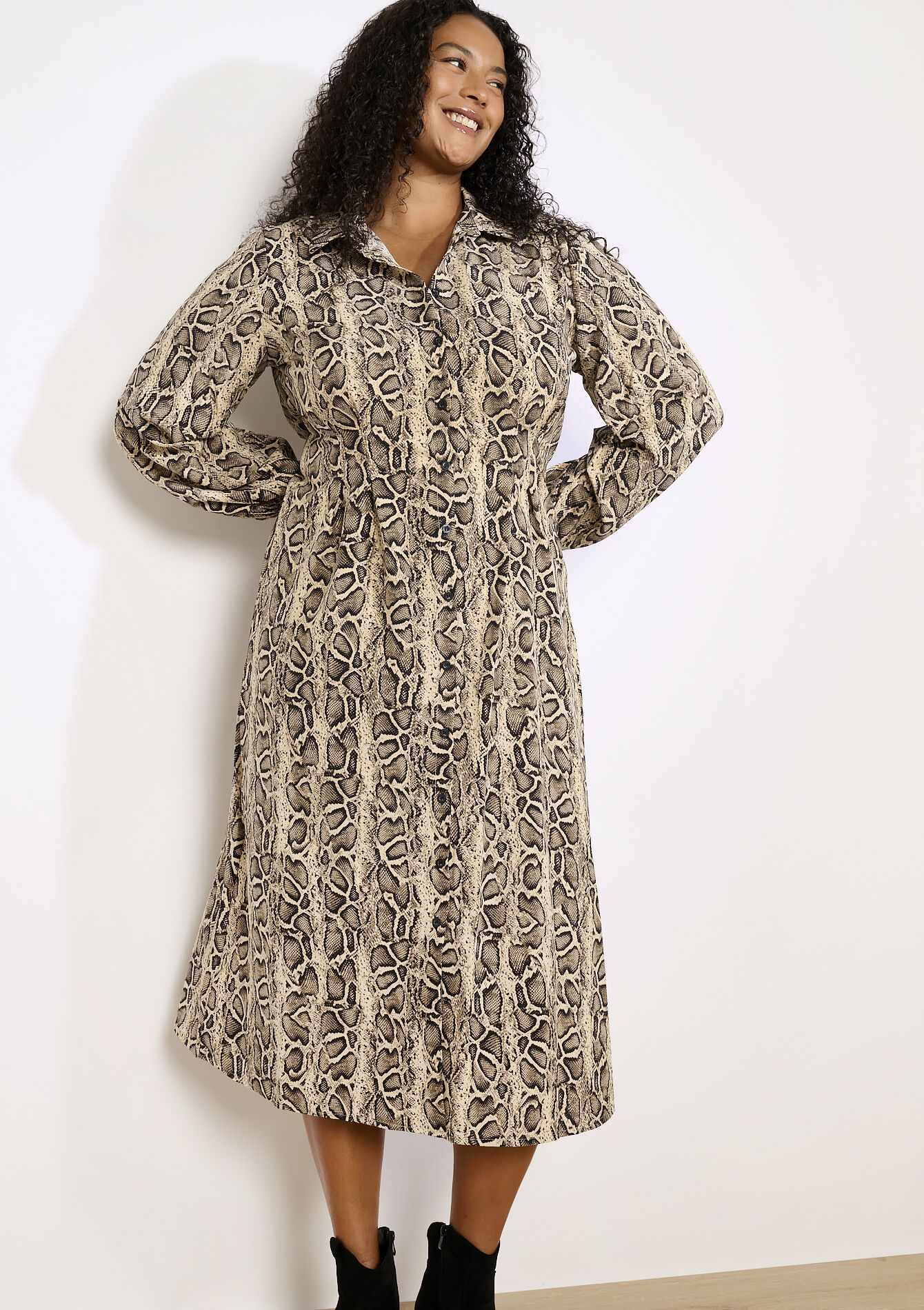 Flowing printed midi dress - LT BEIGE - 08104393_2527