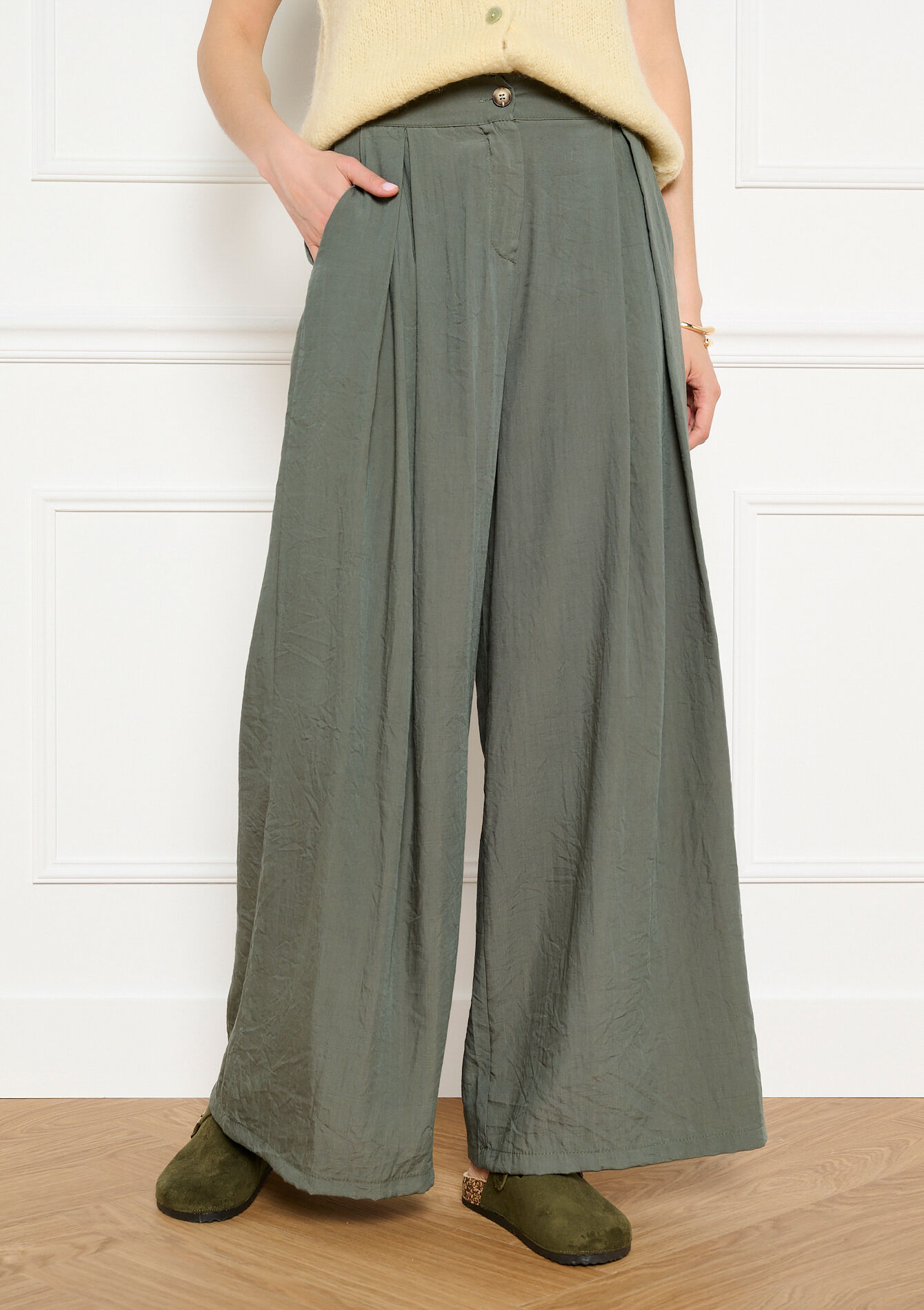 Wijde soepelvallende broek - KHAKI MED - 06601134_4327