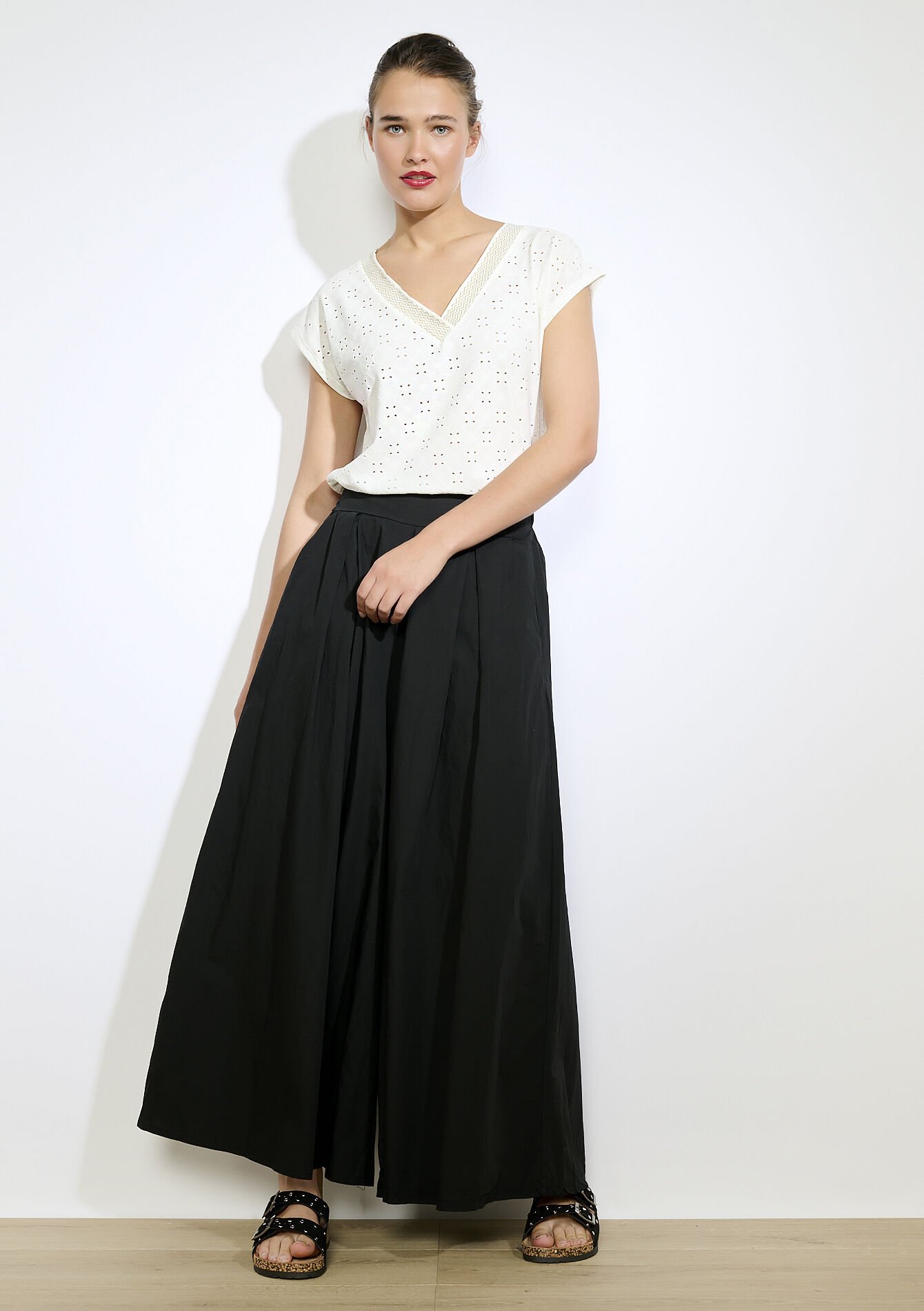 Embroidered cotton top, Embroidered cotton top - OPTICAL WHITE - 02301848_1019