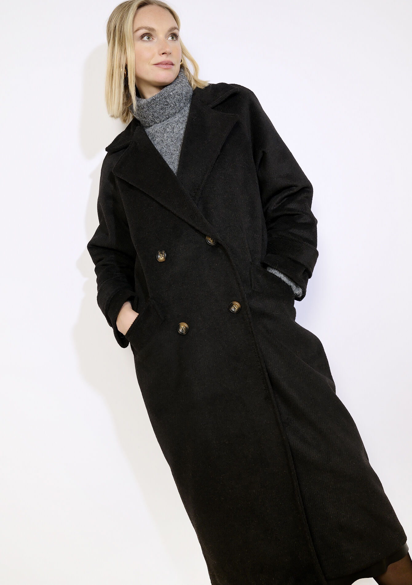 Lange jas met dubbele rij knopen, Lange jas met dubbele rij knopen - BLACK - 23000808_1119