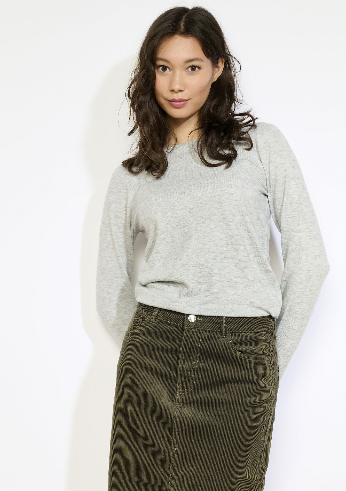 Fijngebreide trui met knopen - LT GREY MEL - 04006920