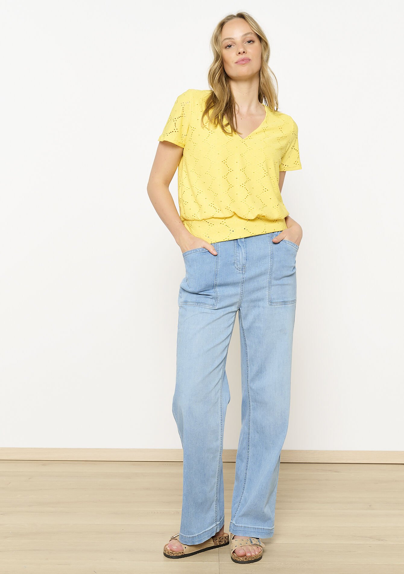 T-shirt brodé romantique, T-shirt brodé romantique - YELLOW SUN - 02301807_5007