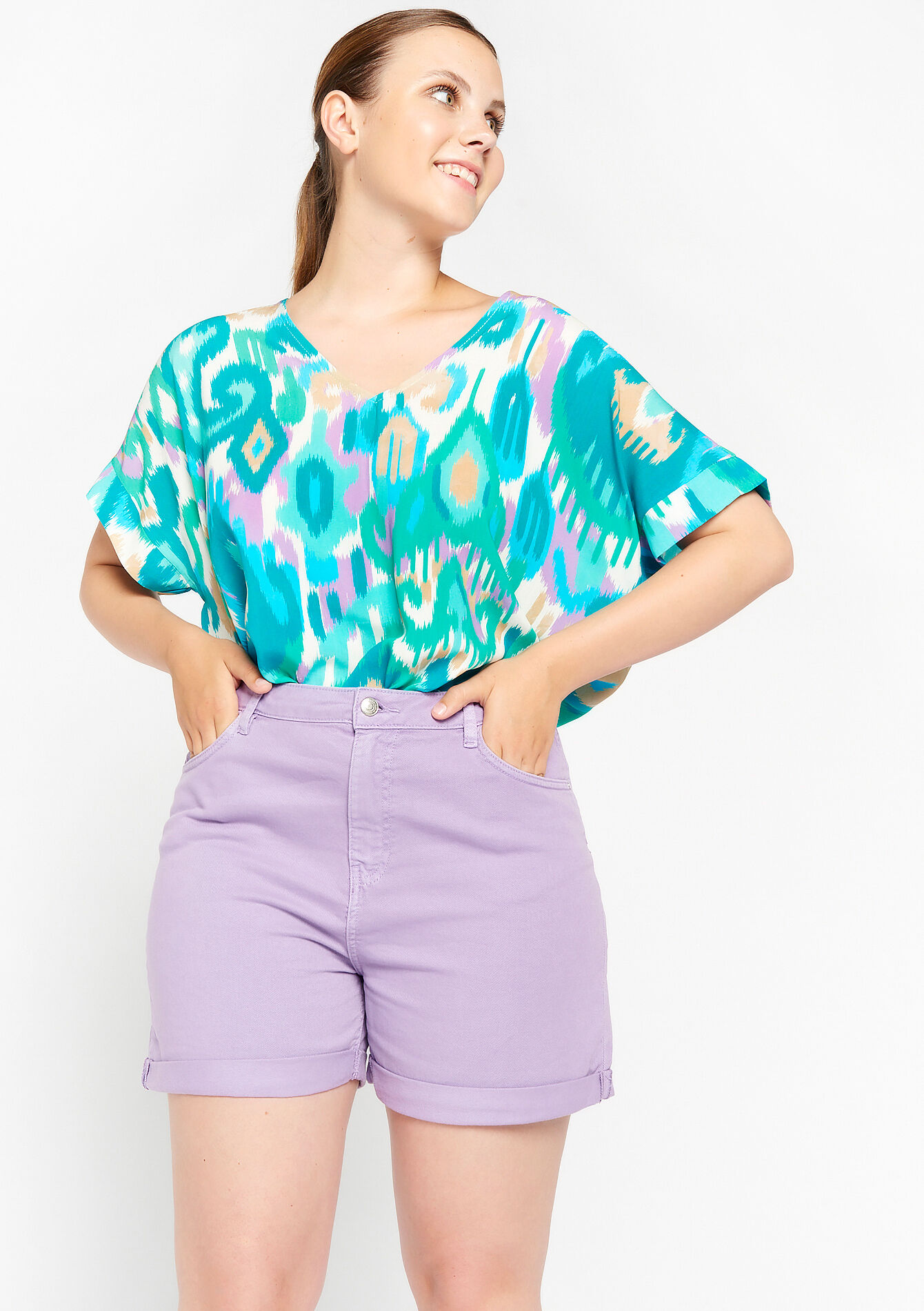 Shorts - LILA LAVENDER - 22000468_1332