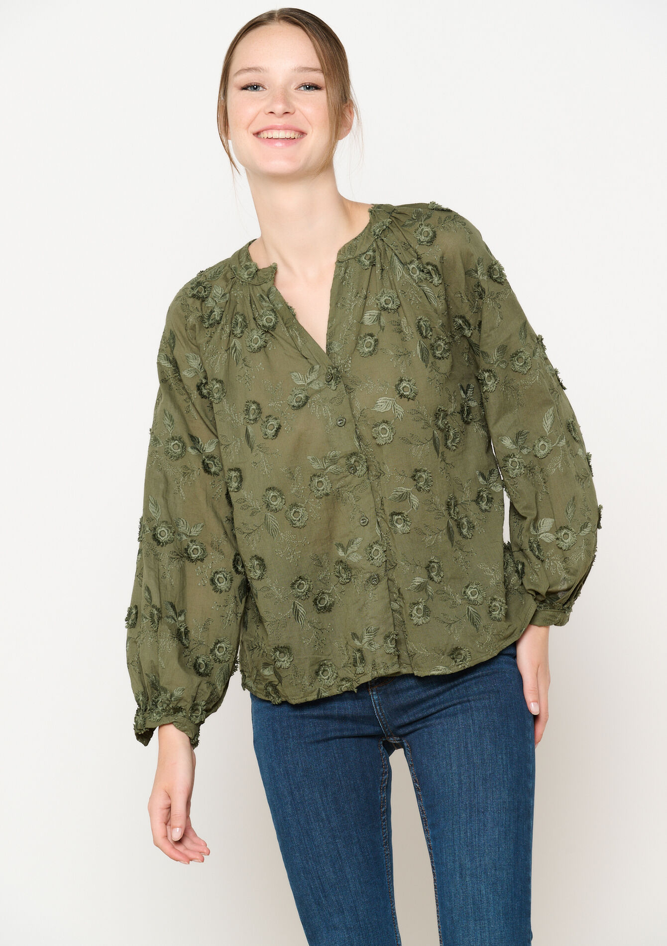 Hemd met geborduurde bloemen - KHAKI MED - 05702612_4327