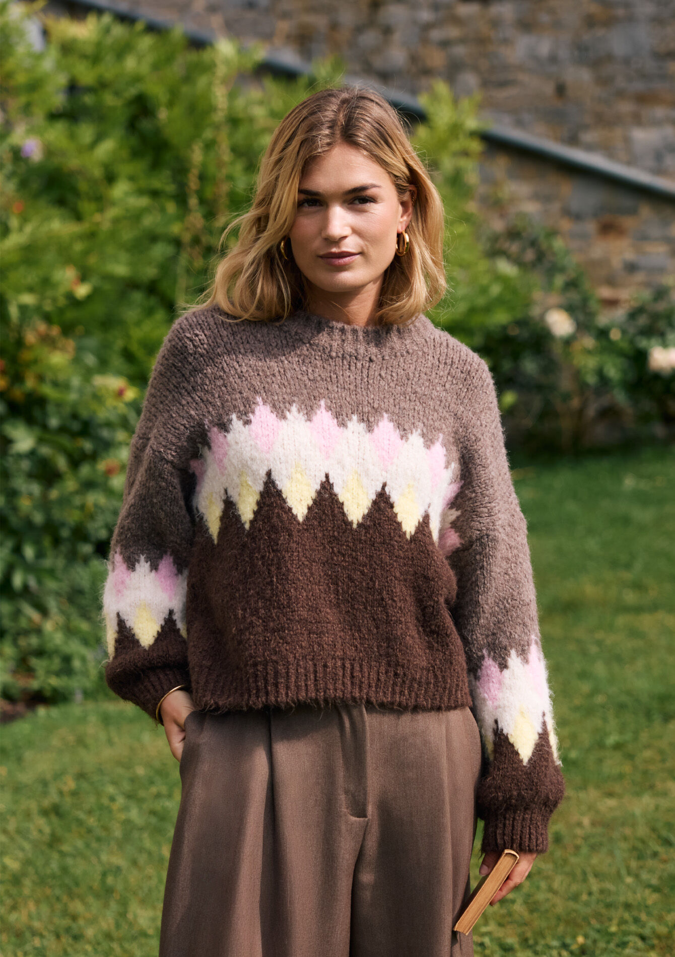 Pull à motif graphique - BROWN DARK CHOCOLATE - 04007117