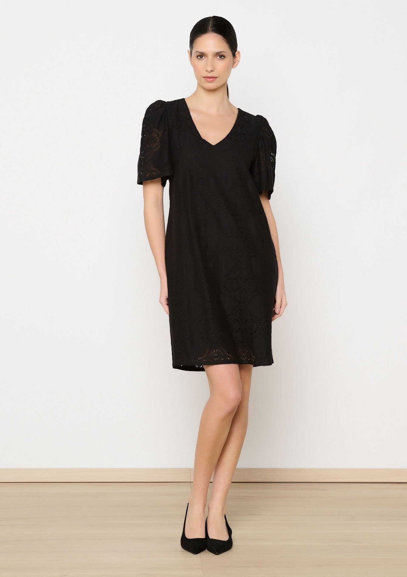 Korte jurk in broderie anglaise, Korte jurk in broderie anglaise - BLACK - 08103886