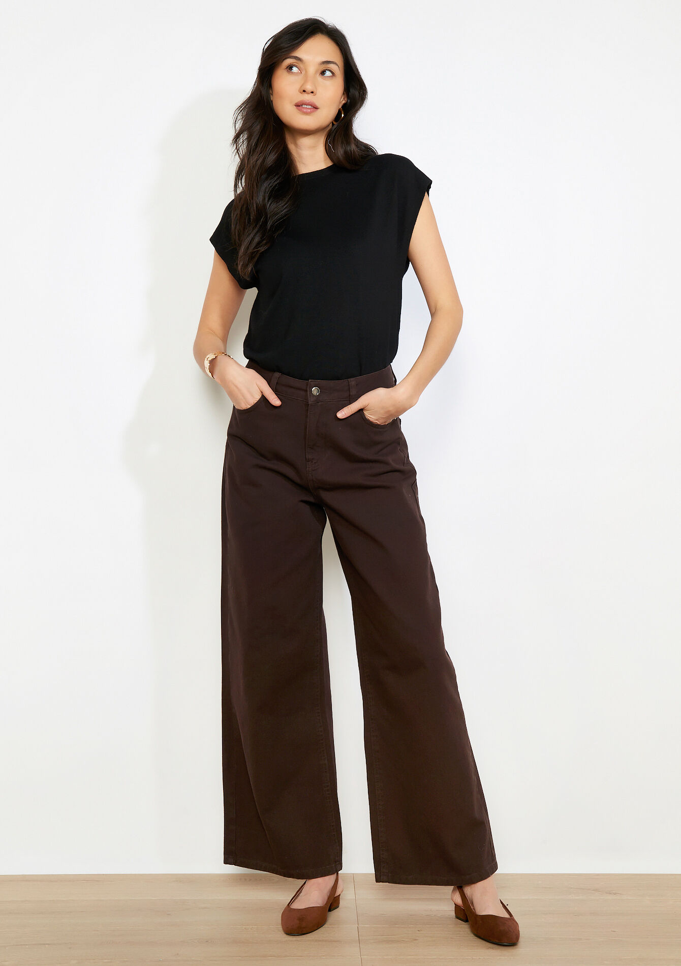 Wijde broek met normale taille - BROWN DARK CHOCOLATE - 06004708_3720