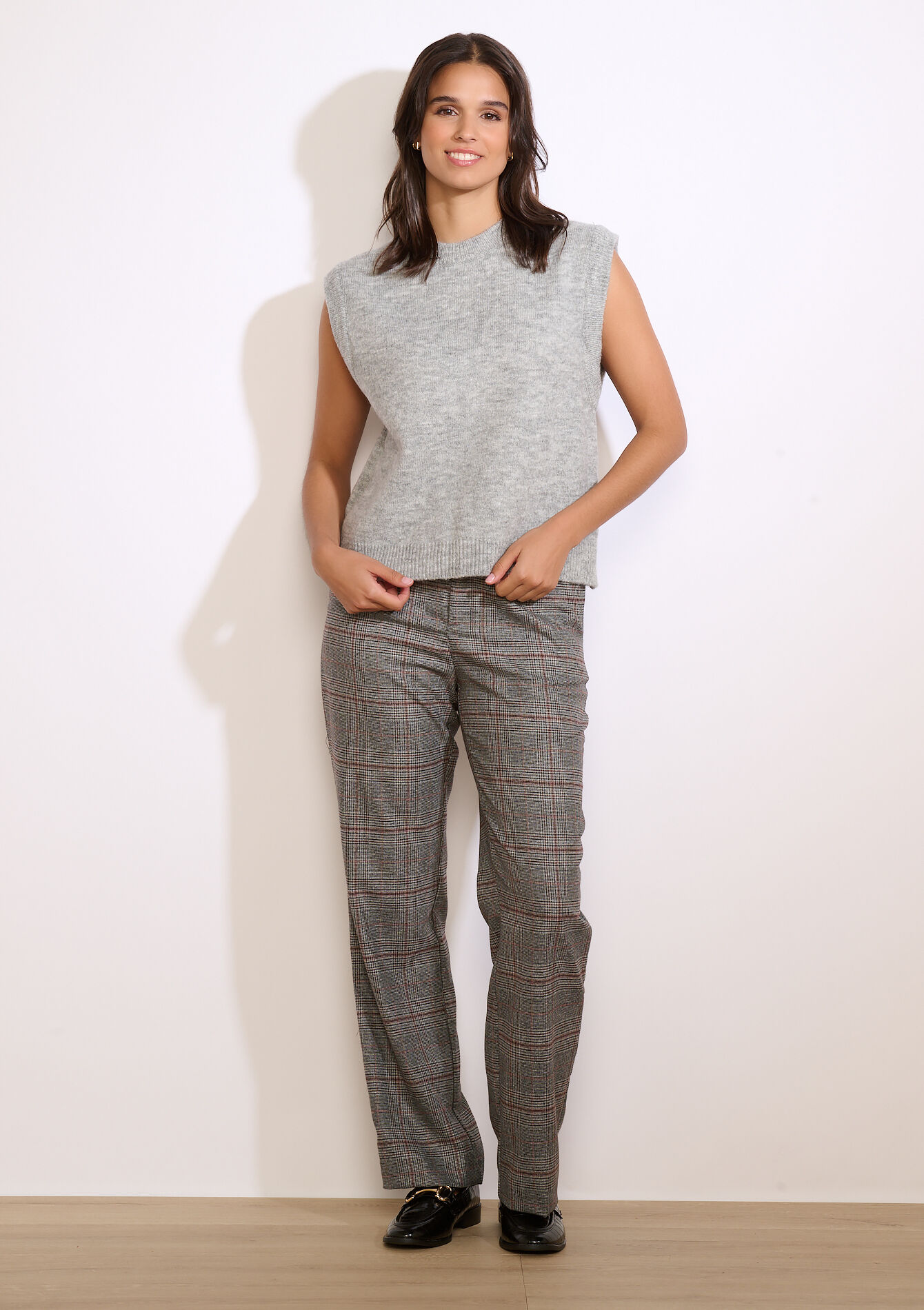 Sleeveless knit vest, Sleeveless knit vest - LT GREY - 04007086