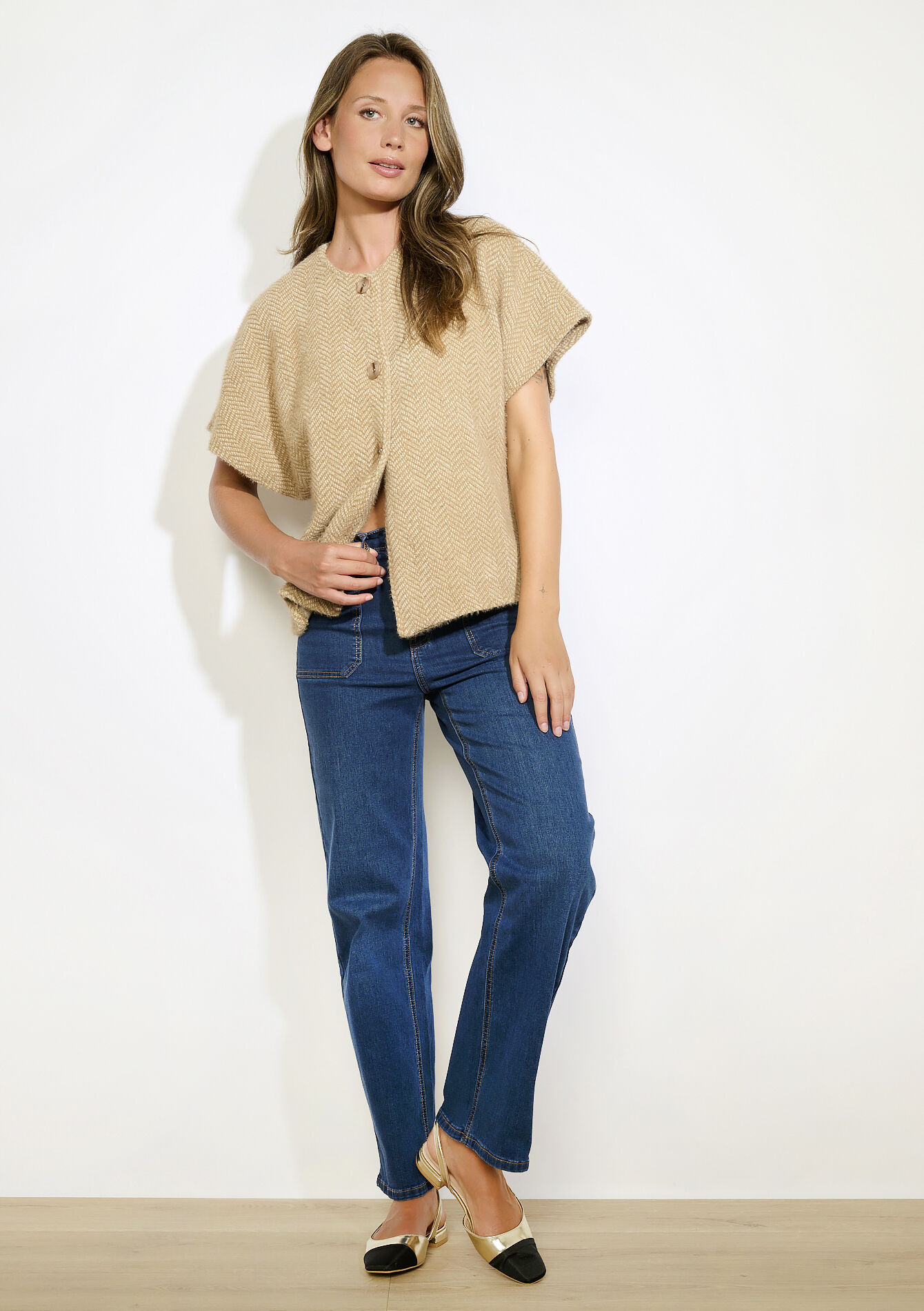 Gebreide vest met knopen, Gebreide vest met knopen - LIGHT CAMEL - 09101092_3814