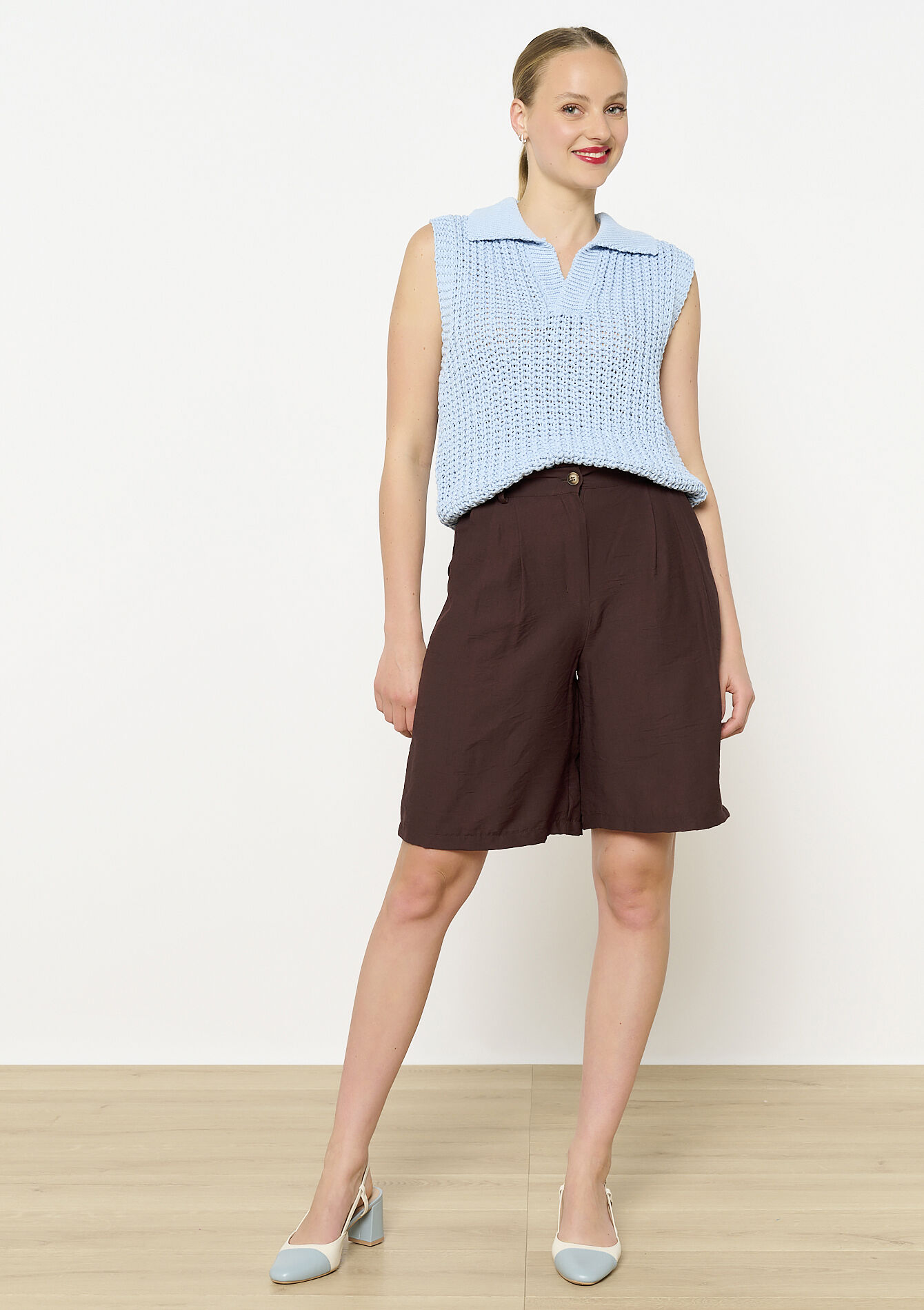 Elegant flowy bermuda shorts, Elegant flowy bermuda shorts - BROWN DARK CHOCOLATE - 06100712_3720
