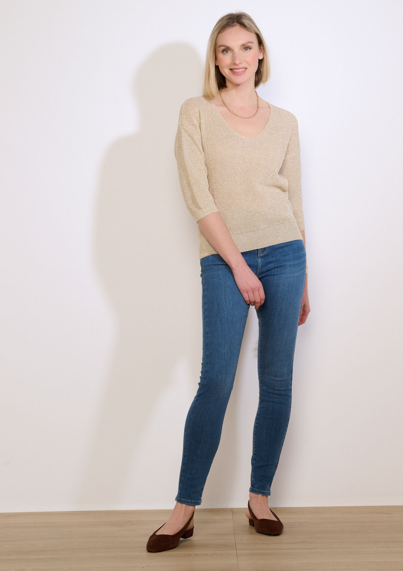 Lurex trui met v-hals - CHAMPAGNE SAND - 04007208_4007