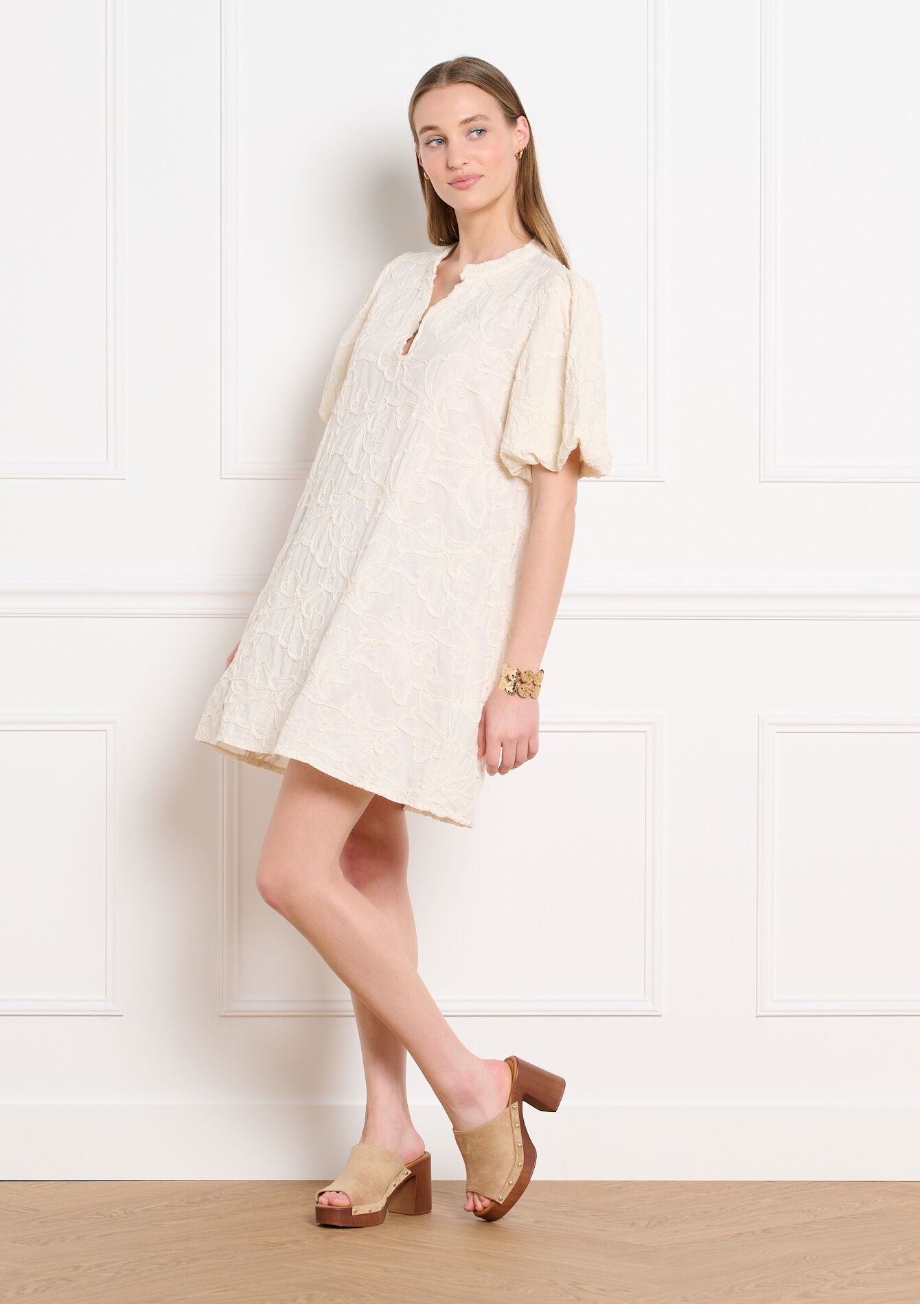 Korte geborduurde jurk, Korte geborduurde jurk, , back