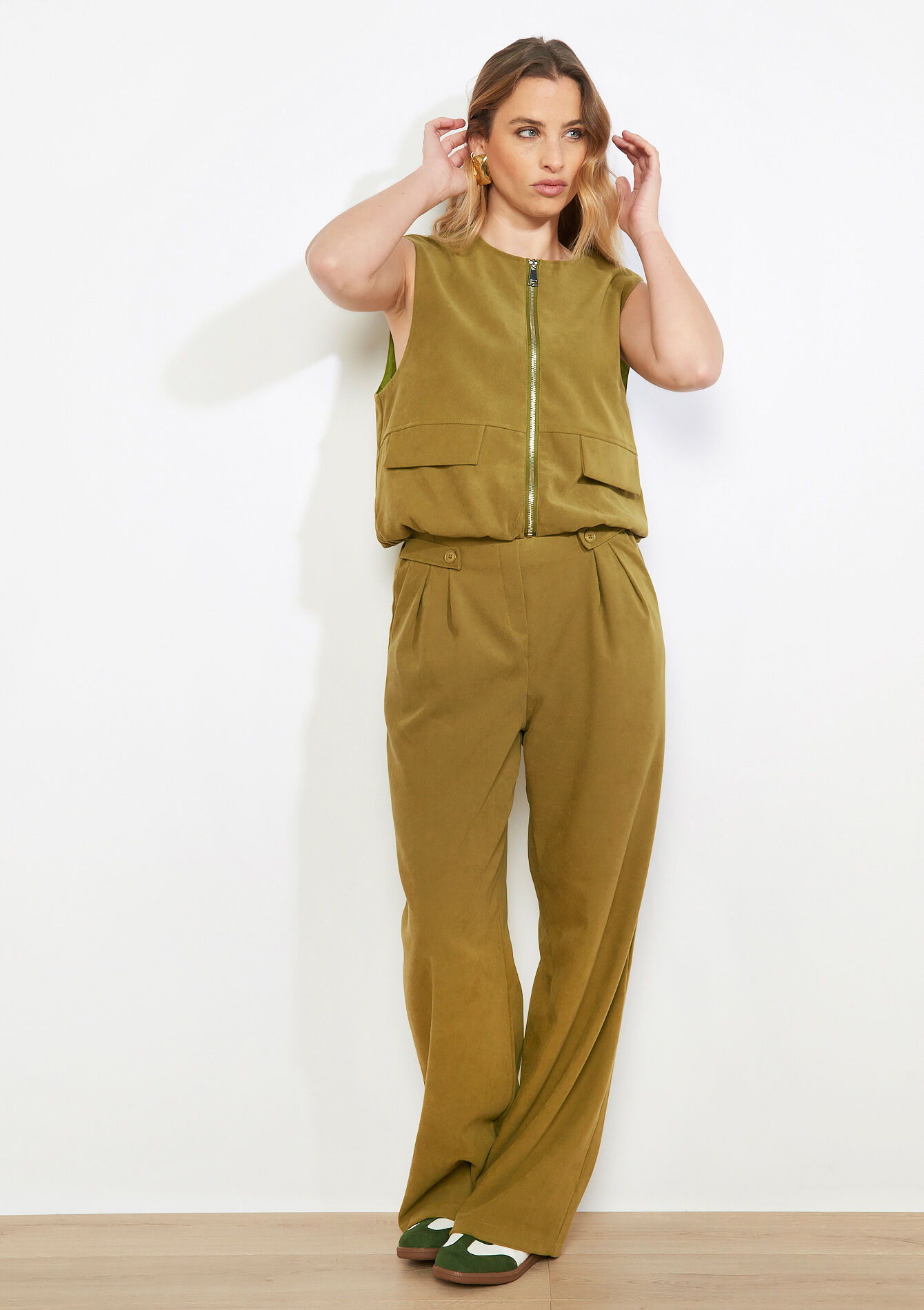 Sleeveless zipped vest - GREEN MOSS - 09101173_4504