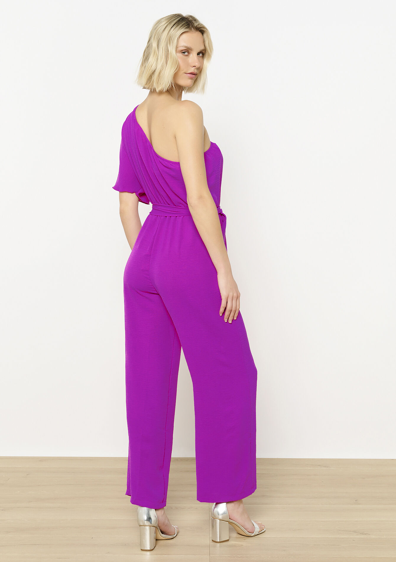 Asymmetrische jumpsuit met volantmouw - VIOLINE - 06004621_2576