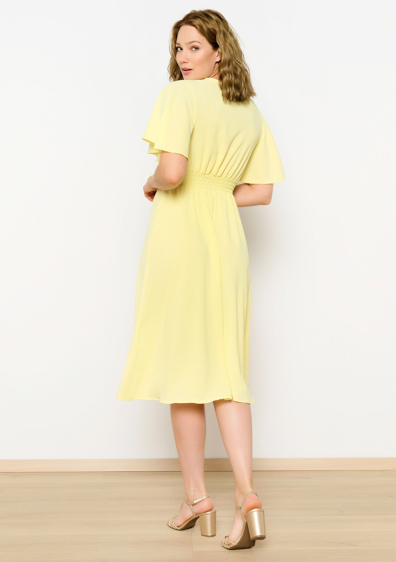 Midi dress with V-neck, Midi dress with V-neck - LIGHT YELLOW - 08103534_5002