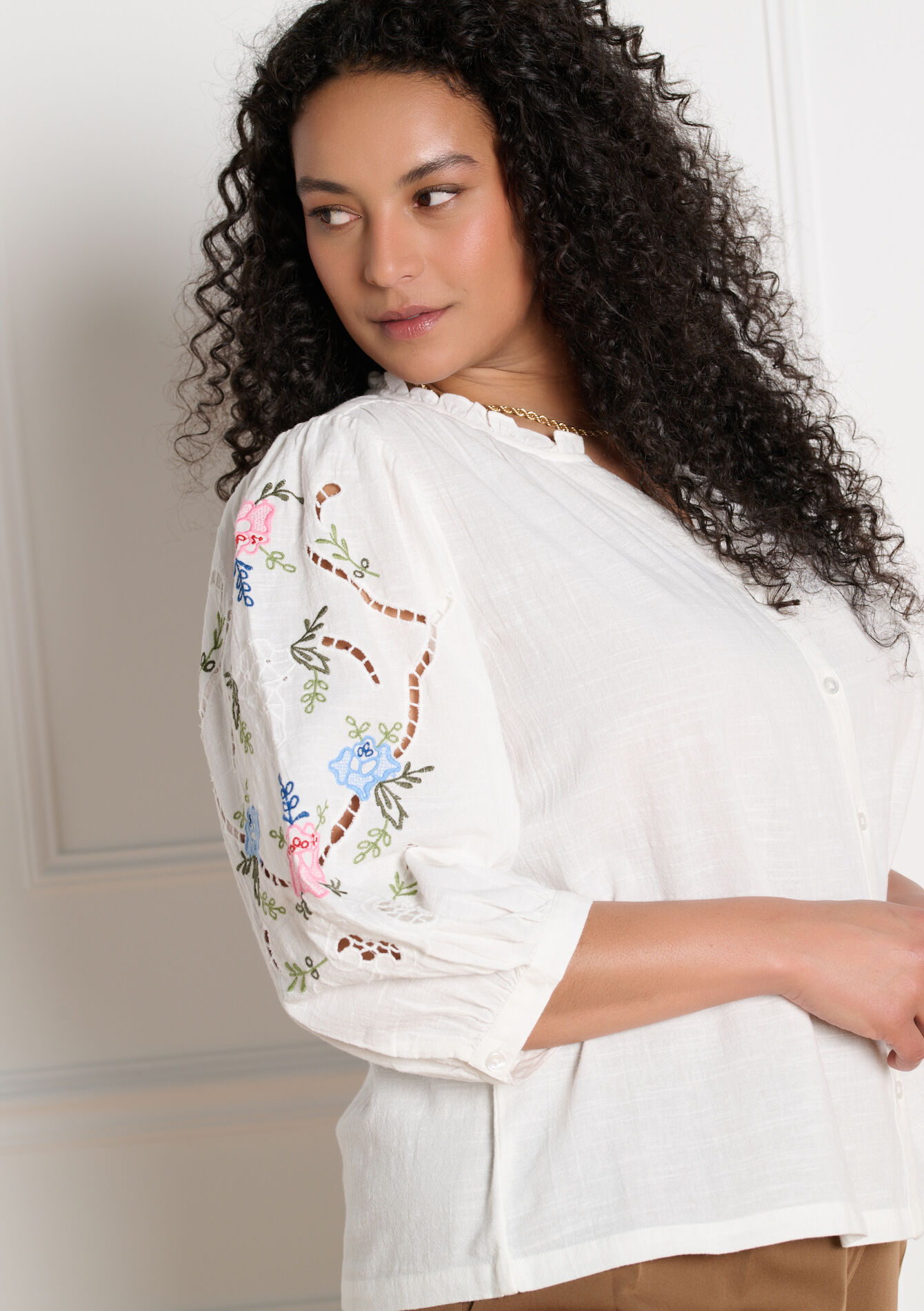 Blouse met geborduurde mouwen, , back