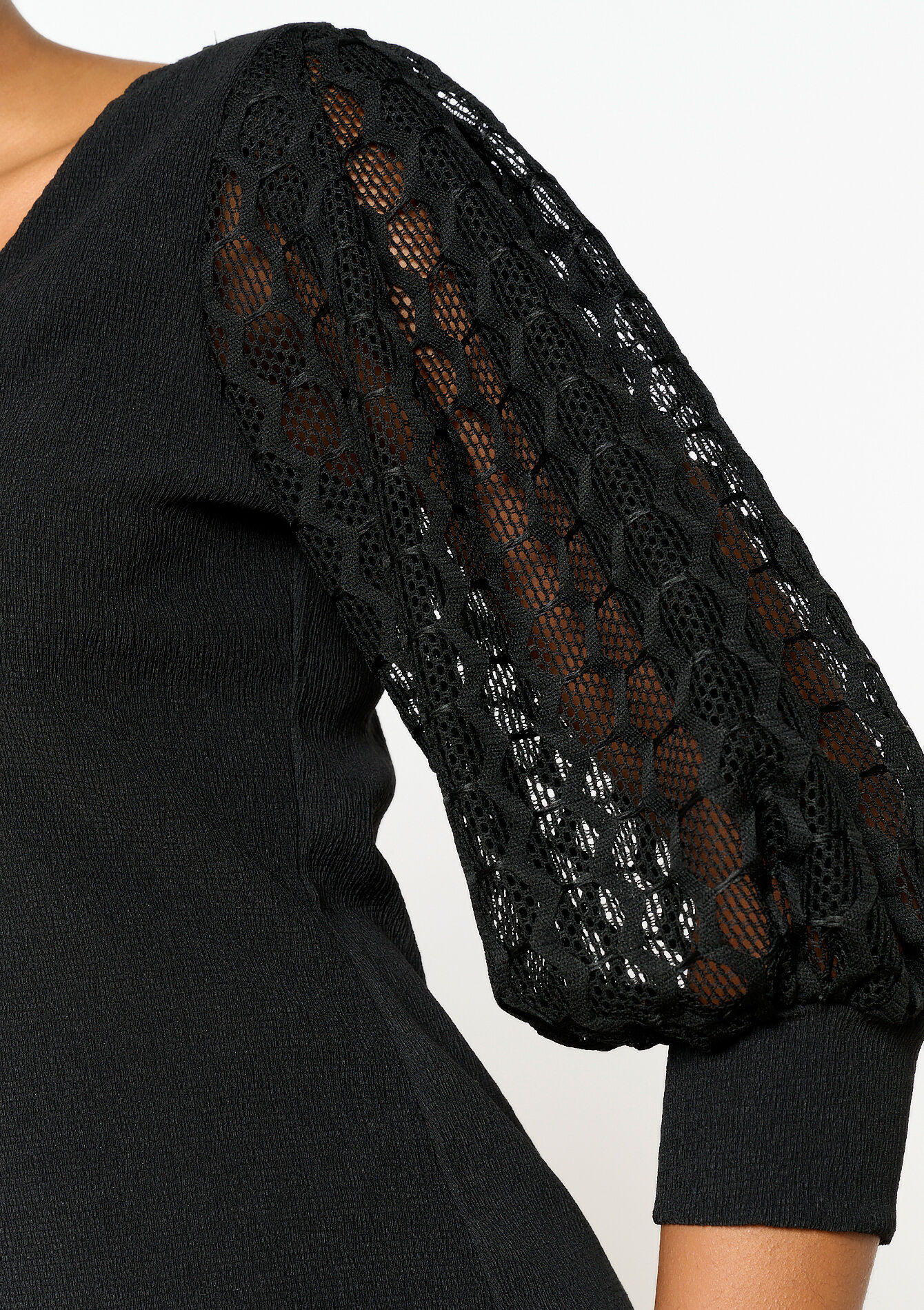 T-shirt avec manches en dentelle - BLACK - 02301526_1119