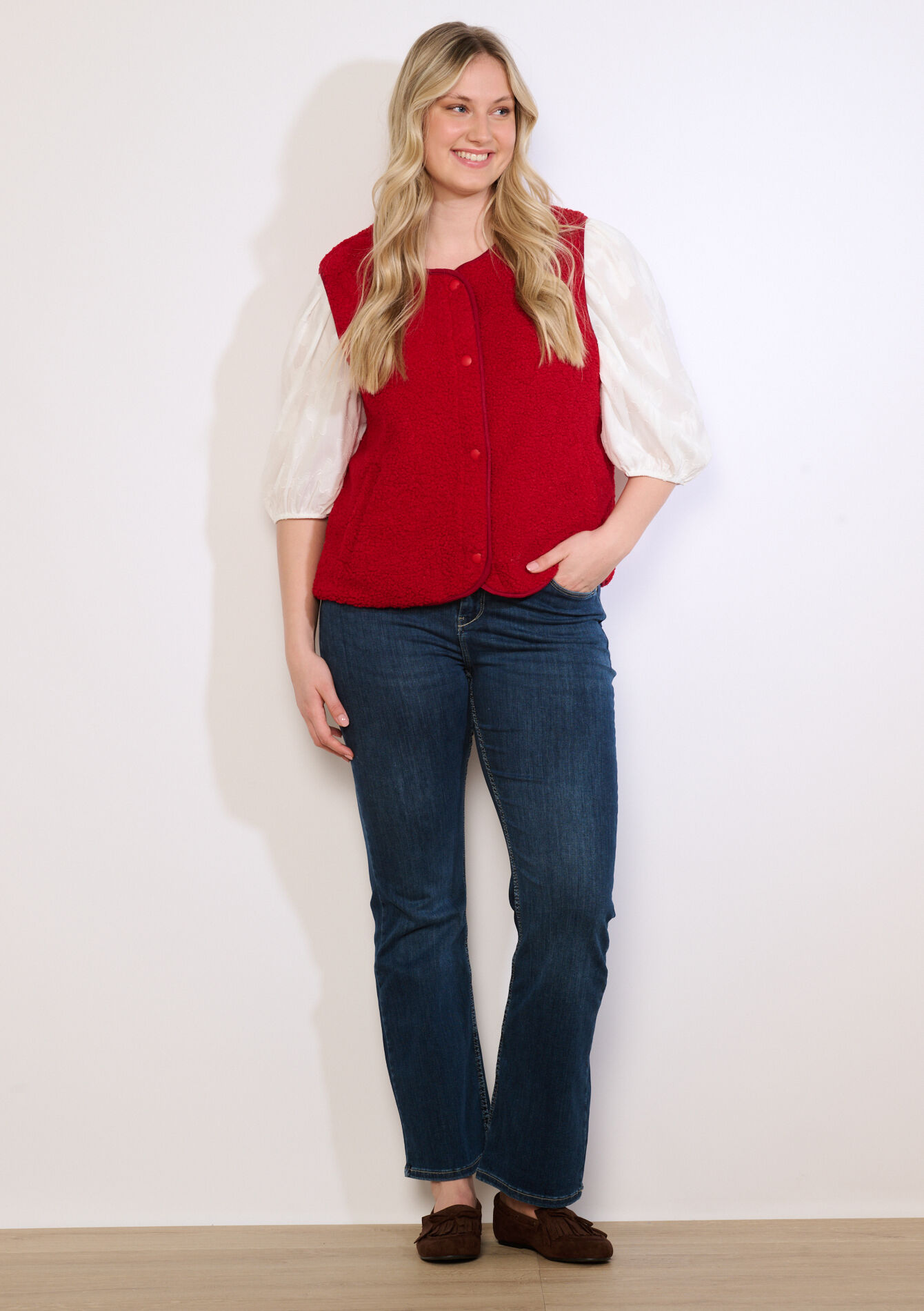 Mouwloos vest met textuur - RED LOLLIPOP - 09001527_5301