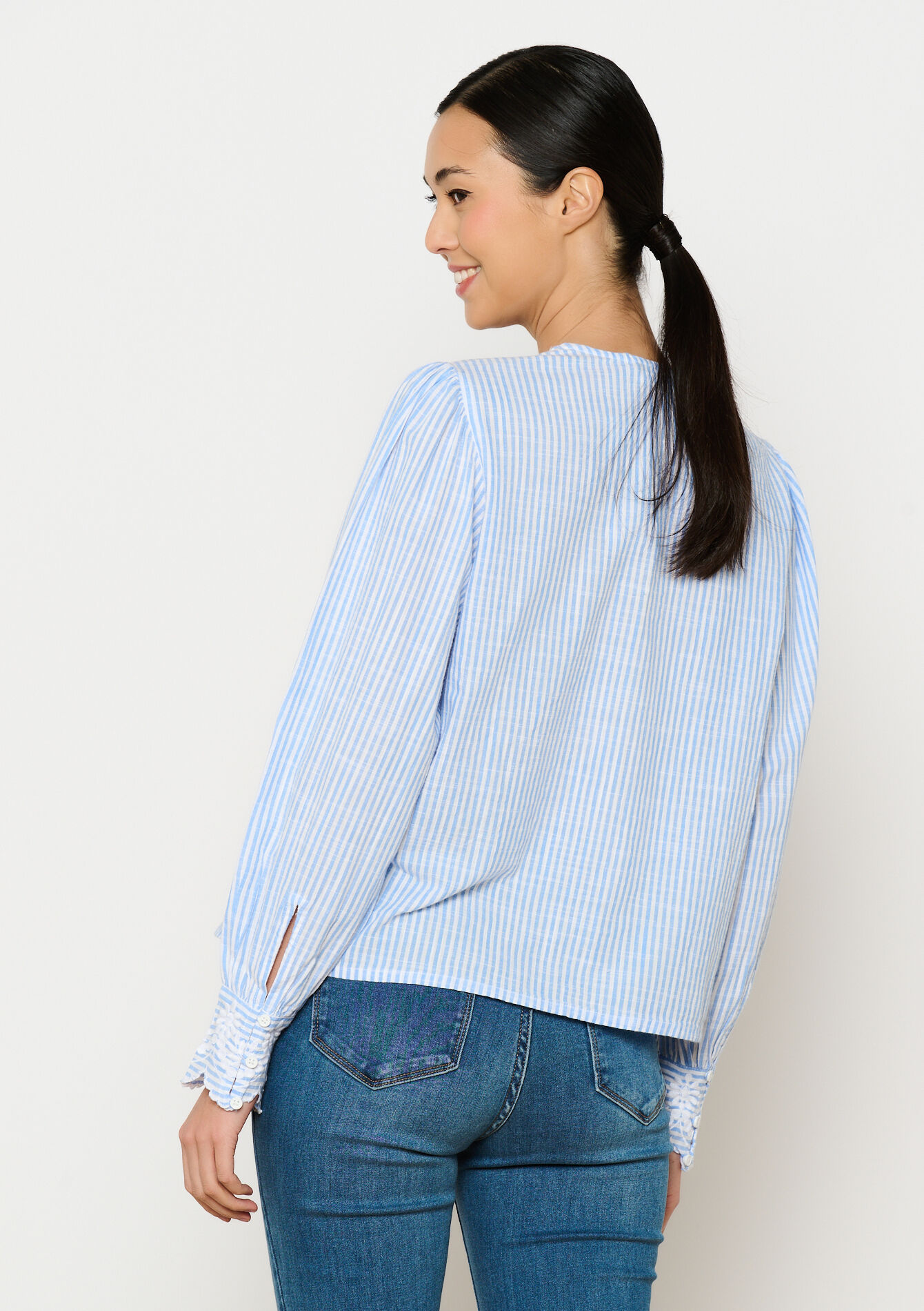 Gestreepte blouse met borduursel - BLUE PASTEL - 05702665_3003