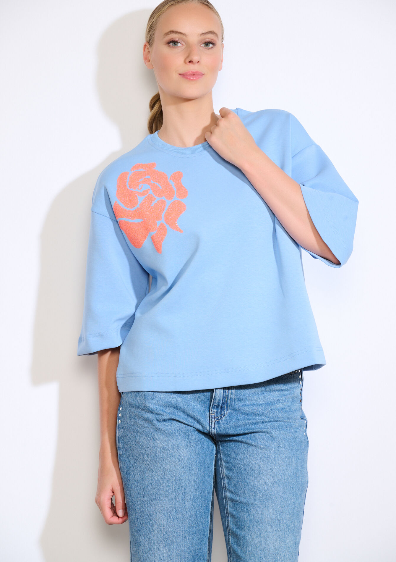 Sweat met paillettenbloem, Sweat met paillettenbloem - BLUE PASTEL - 03001808_3003